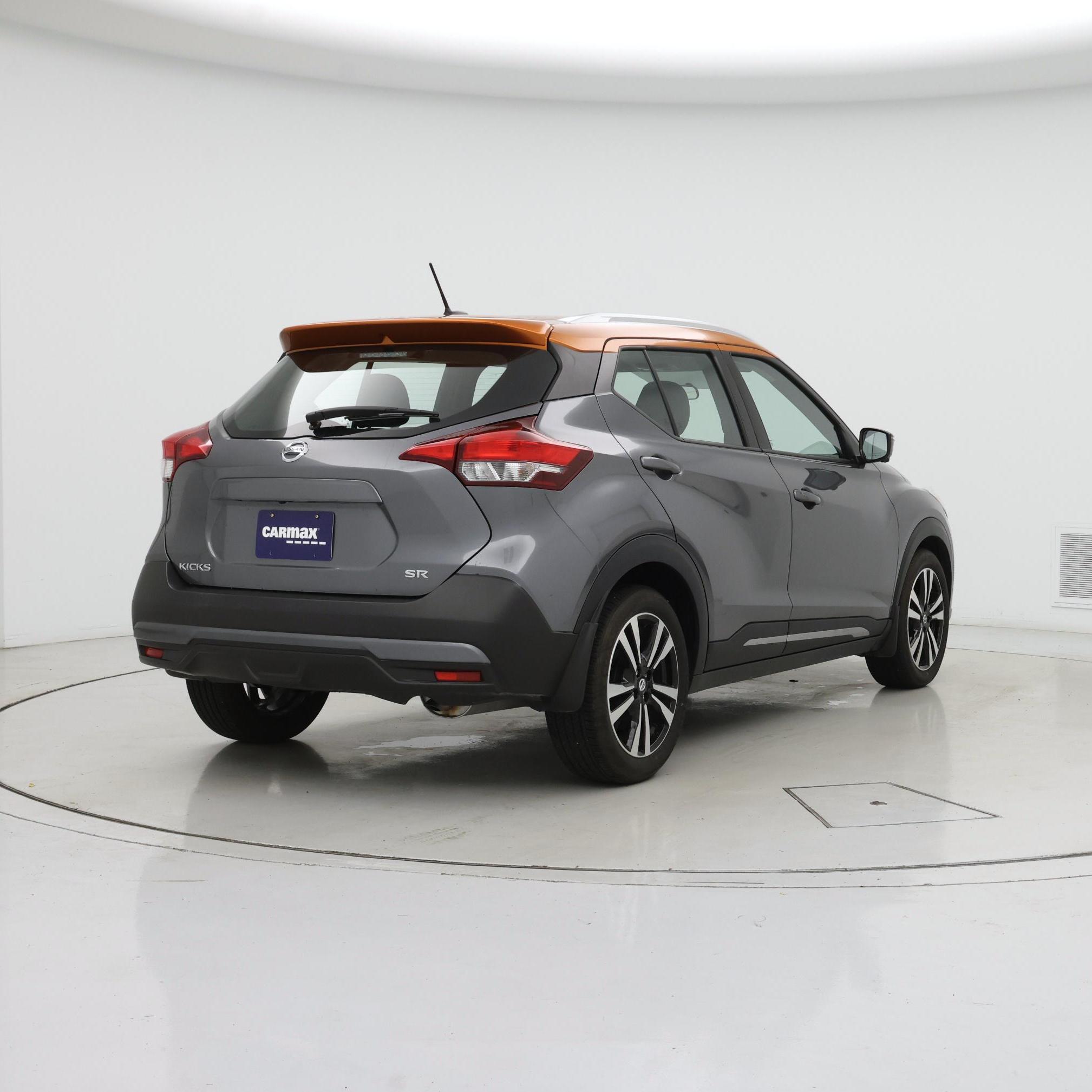 Thumbnail: 2019 Nissan Kicks - 8