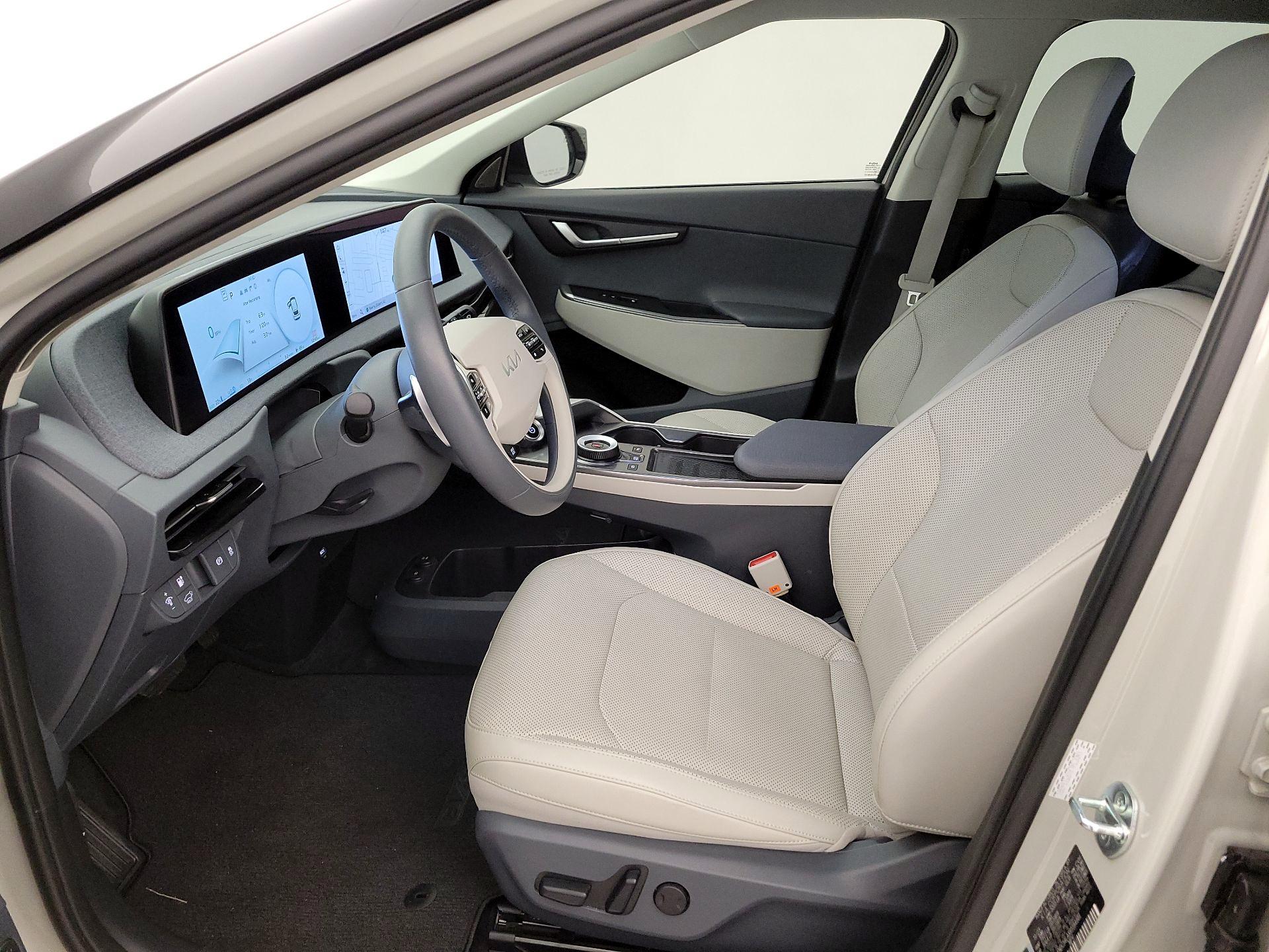 Thumbnail: 2024 Kia EV6 - 11