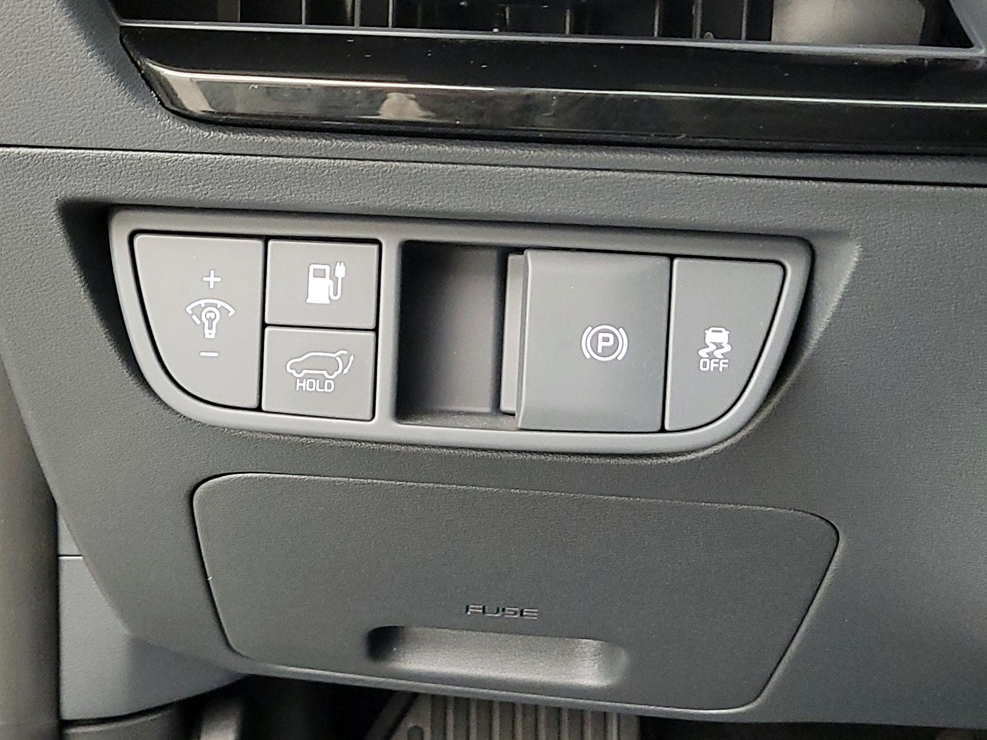 Thumbnail: 2024 Kia EV6 - 13