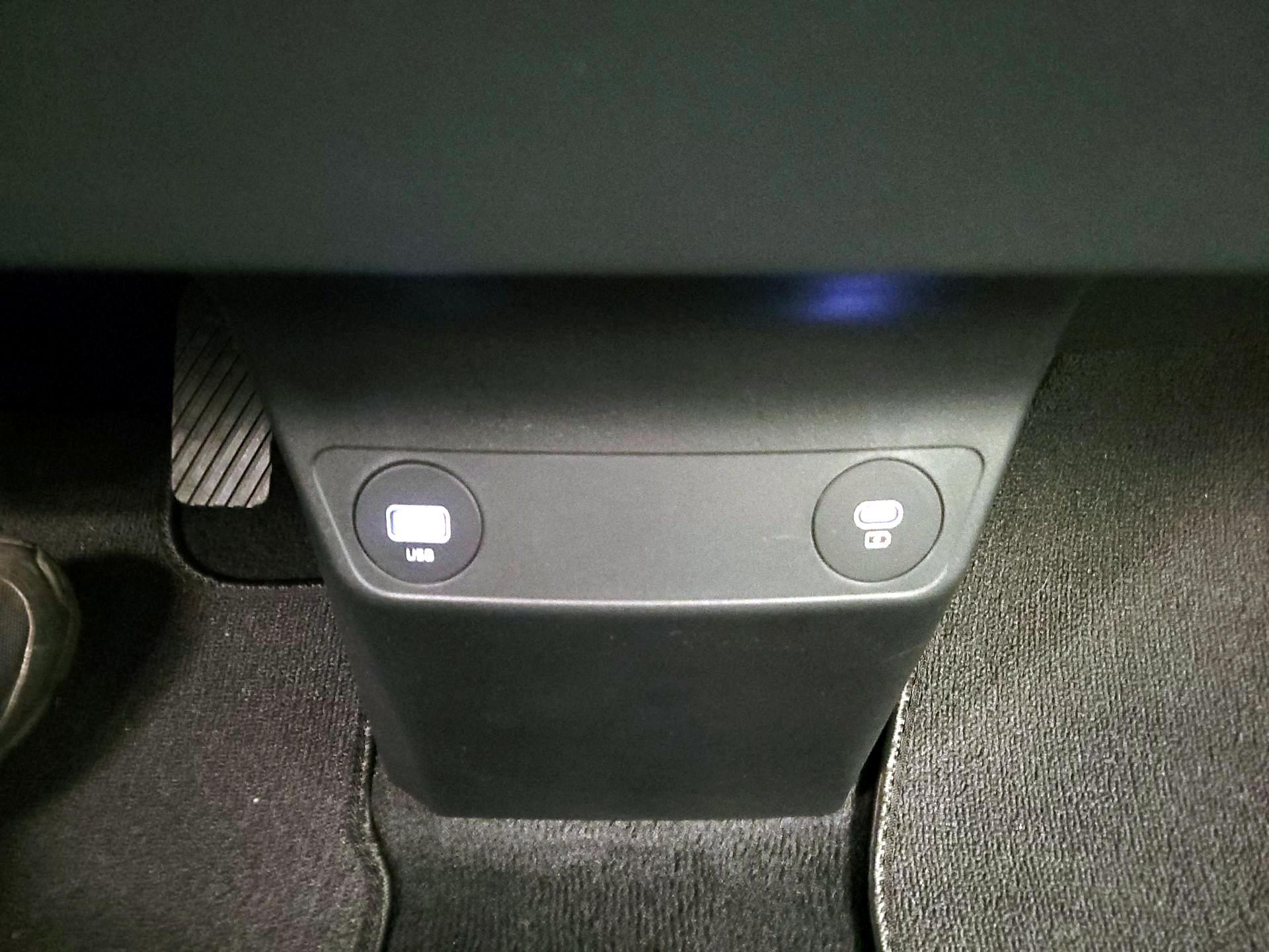 Thumbnail: 2024 Kia EV6 - 19