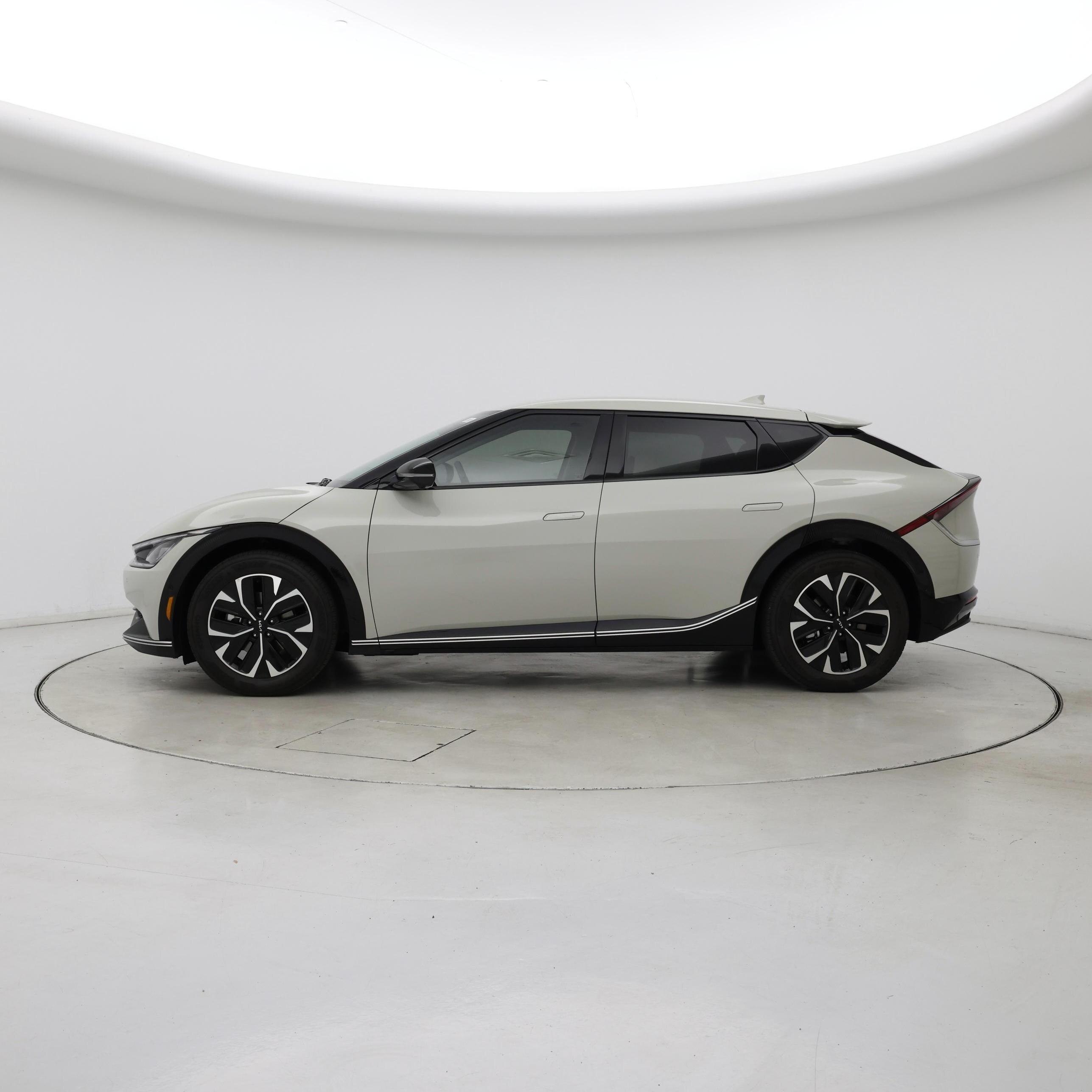 Thumbnail: 2024 Kia EV6 - 3