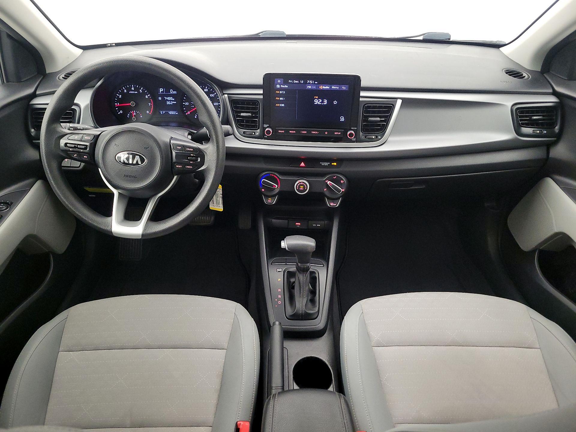 Thumbnail: 2021 Kia Rio - 9