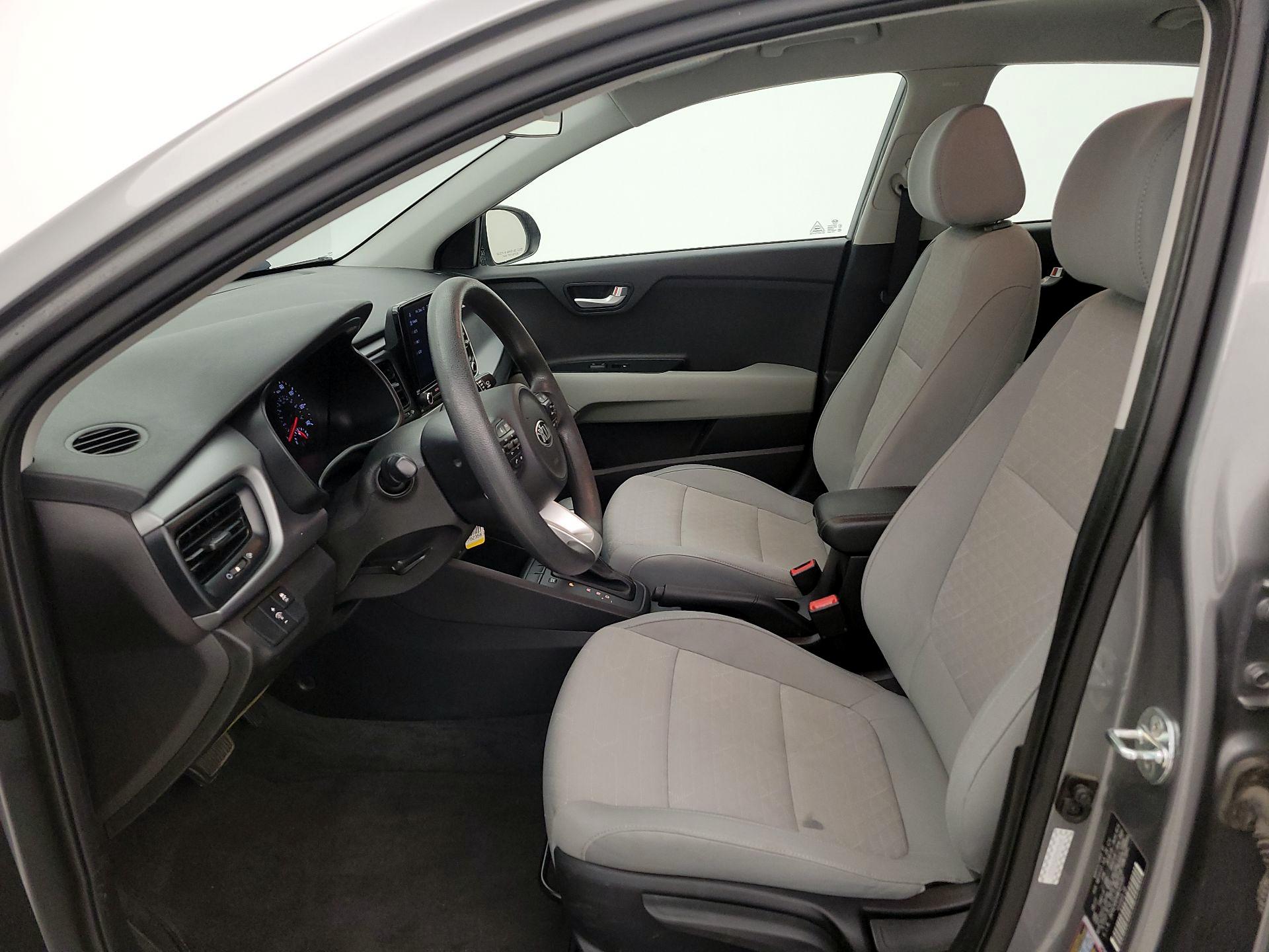 Thumbnail: 2021 Kia Rio - 11