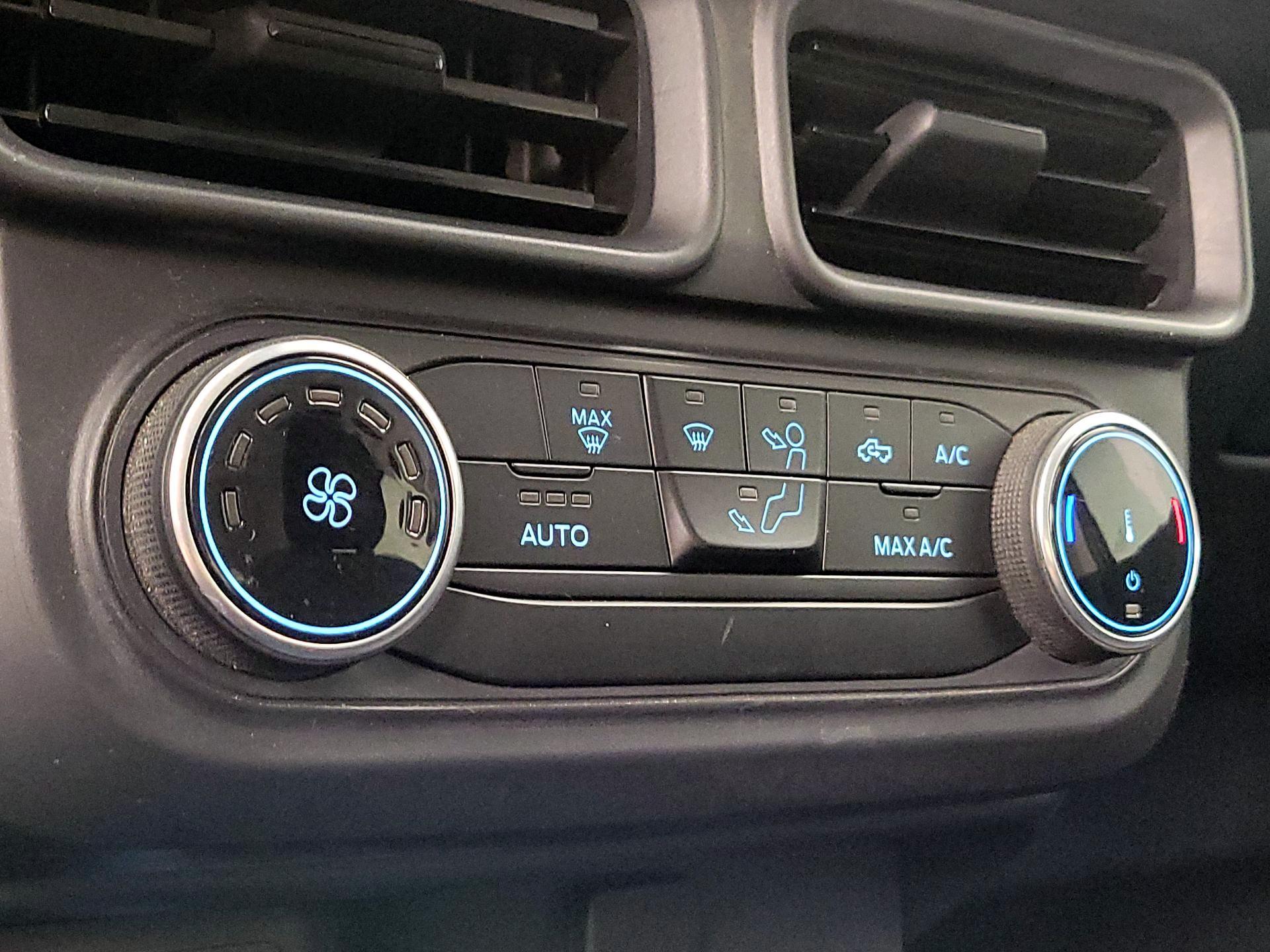 Thumbnail: 2022 Ford Maverick - 16