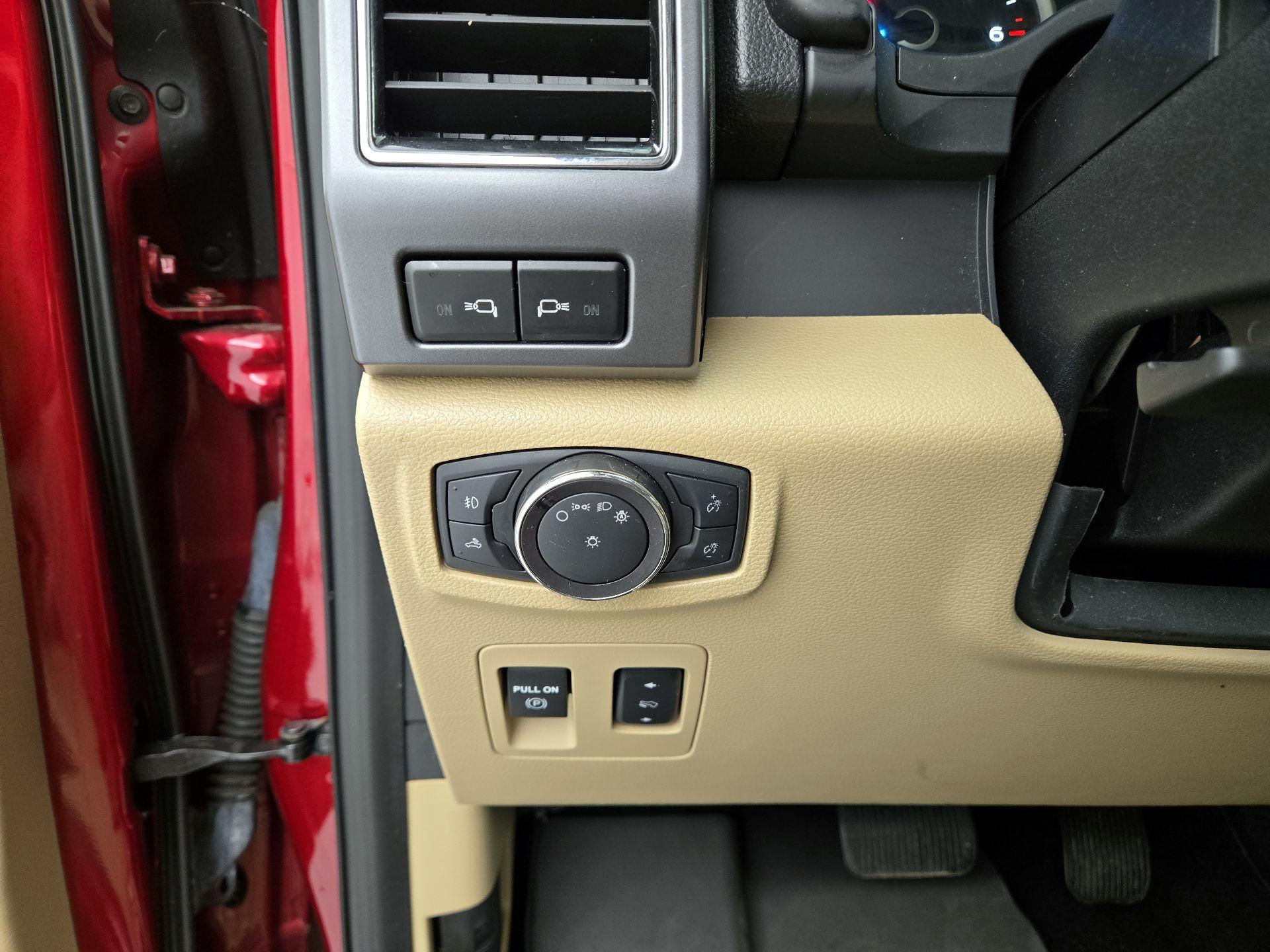 Thumbnail: 2019 Ford F-150 - 13