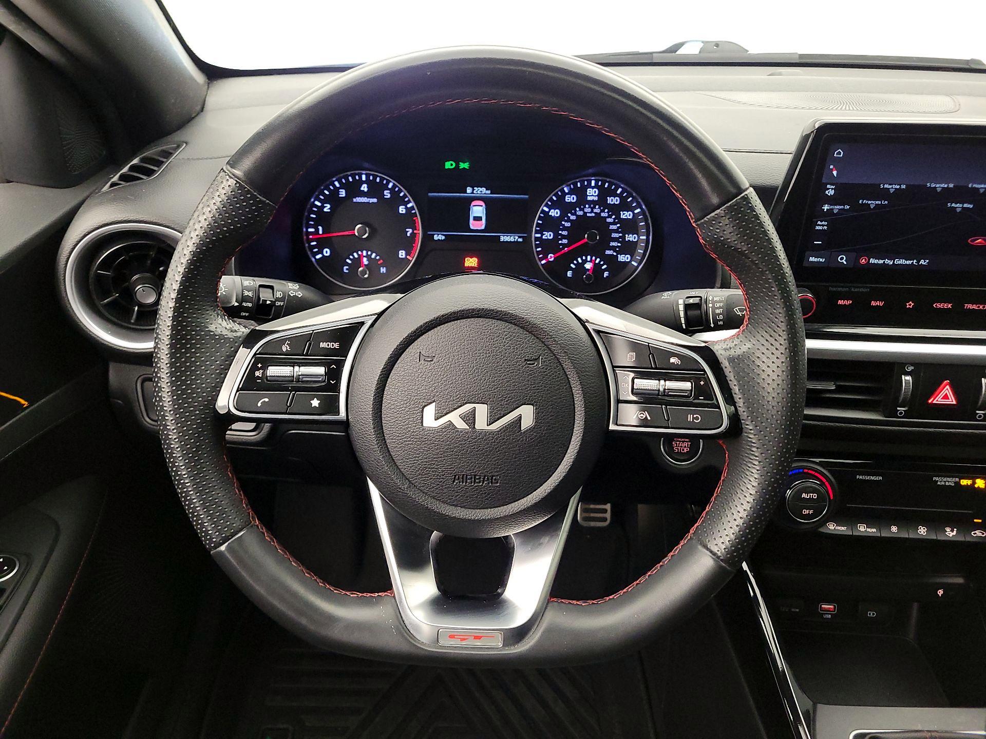 Thumbnail: 2023 Kia Forte - 10