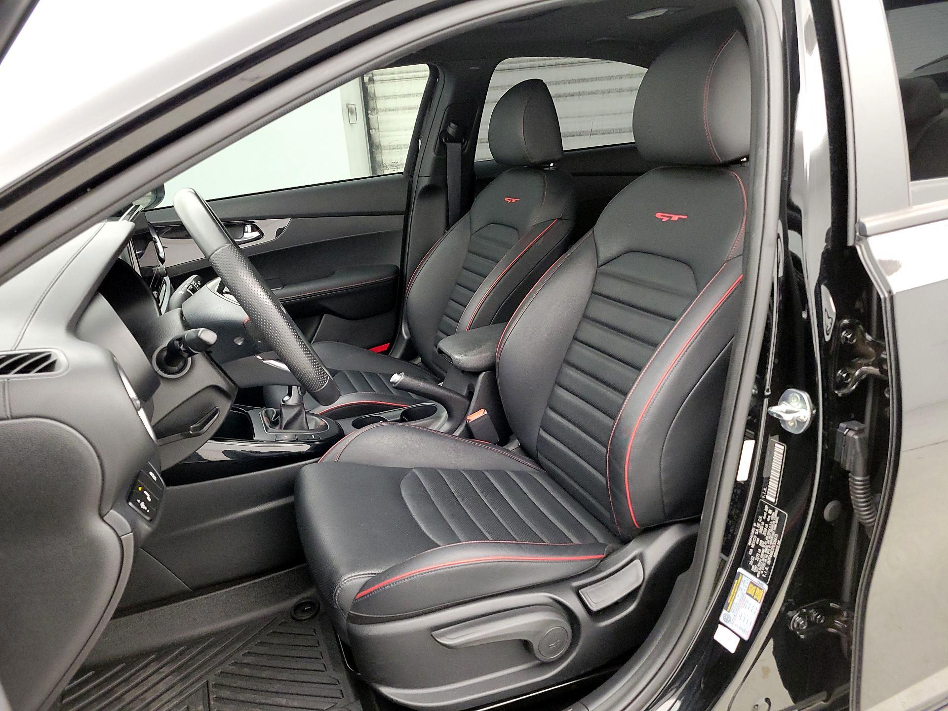 Thumbnail: 2023 Kia Forte - 11