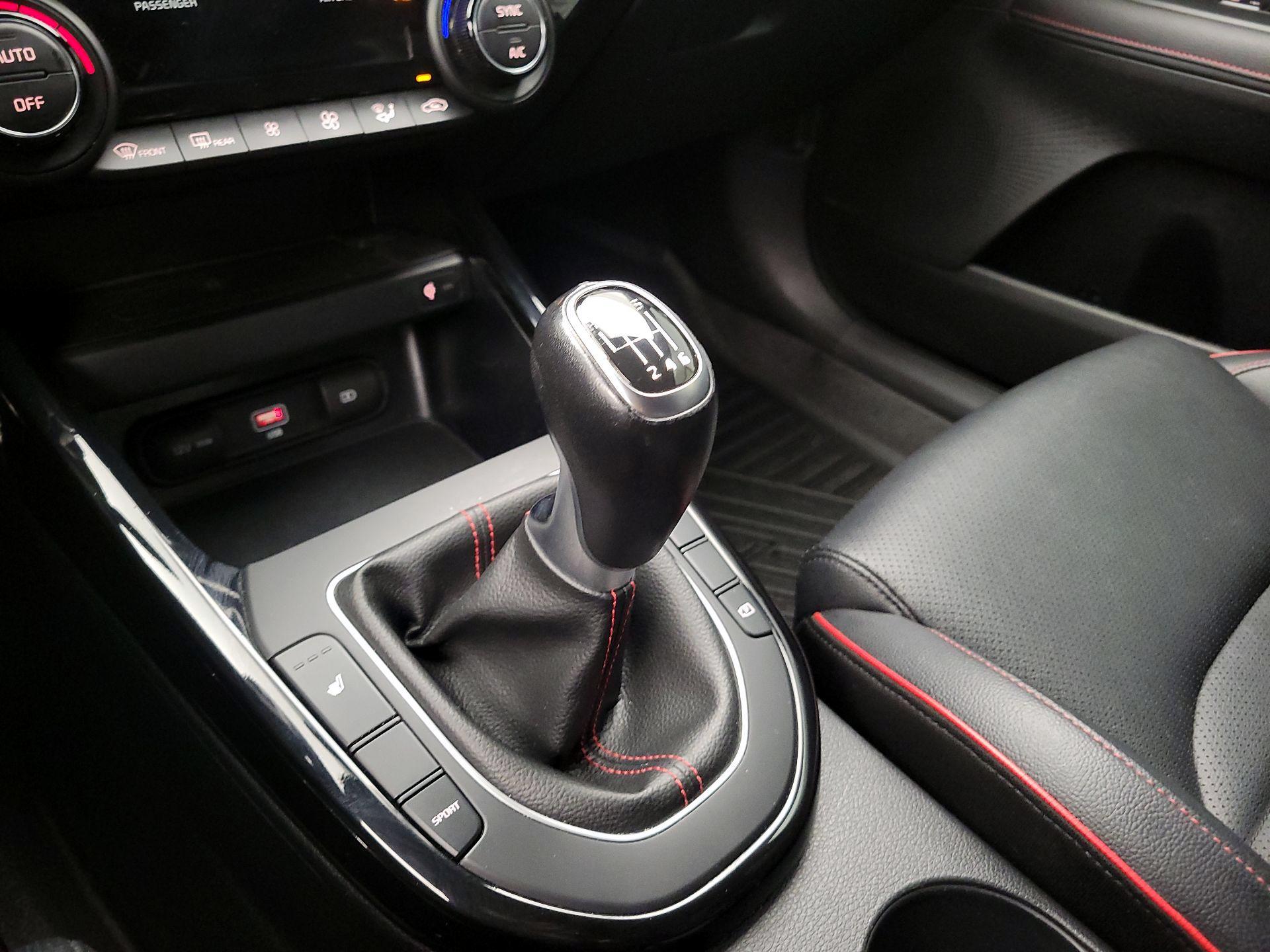 Thumbnail: 2023 Kia Forte - 18