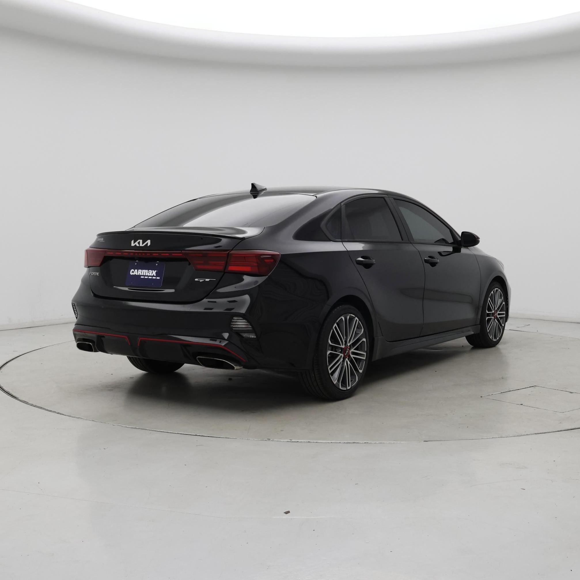 Thumbnail: 2023 Kia Forte - 8