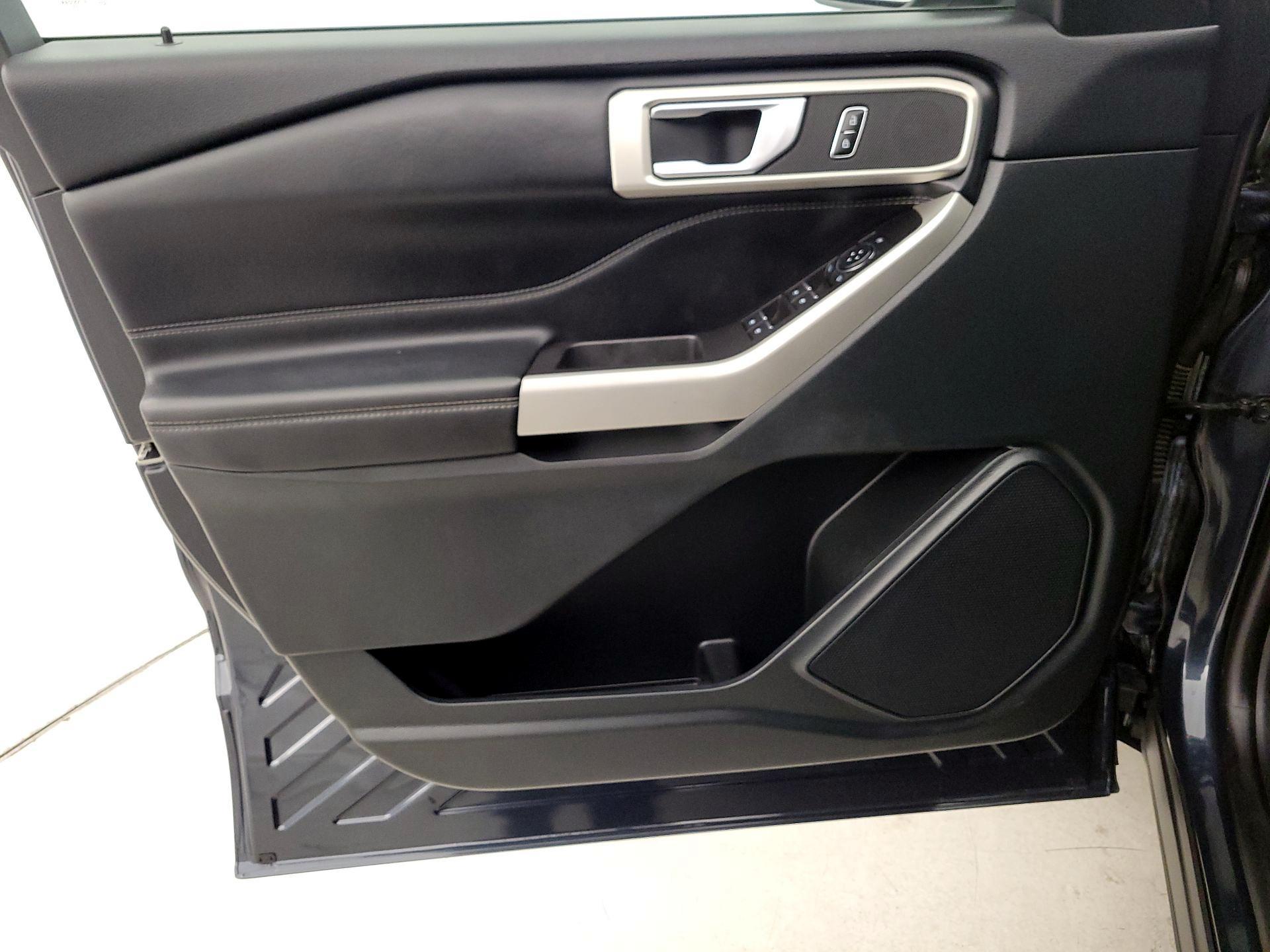 Thumbnail: 2023 Ford Explorer - 12