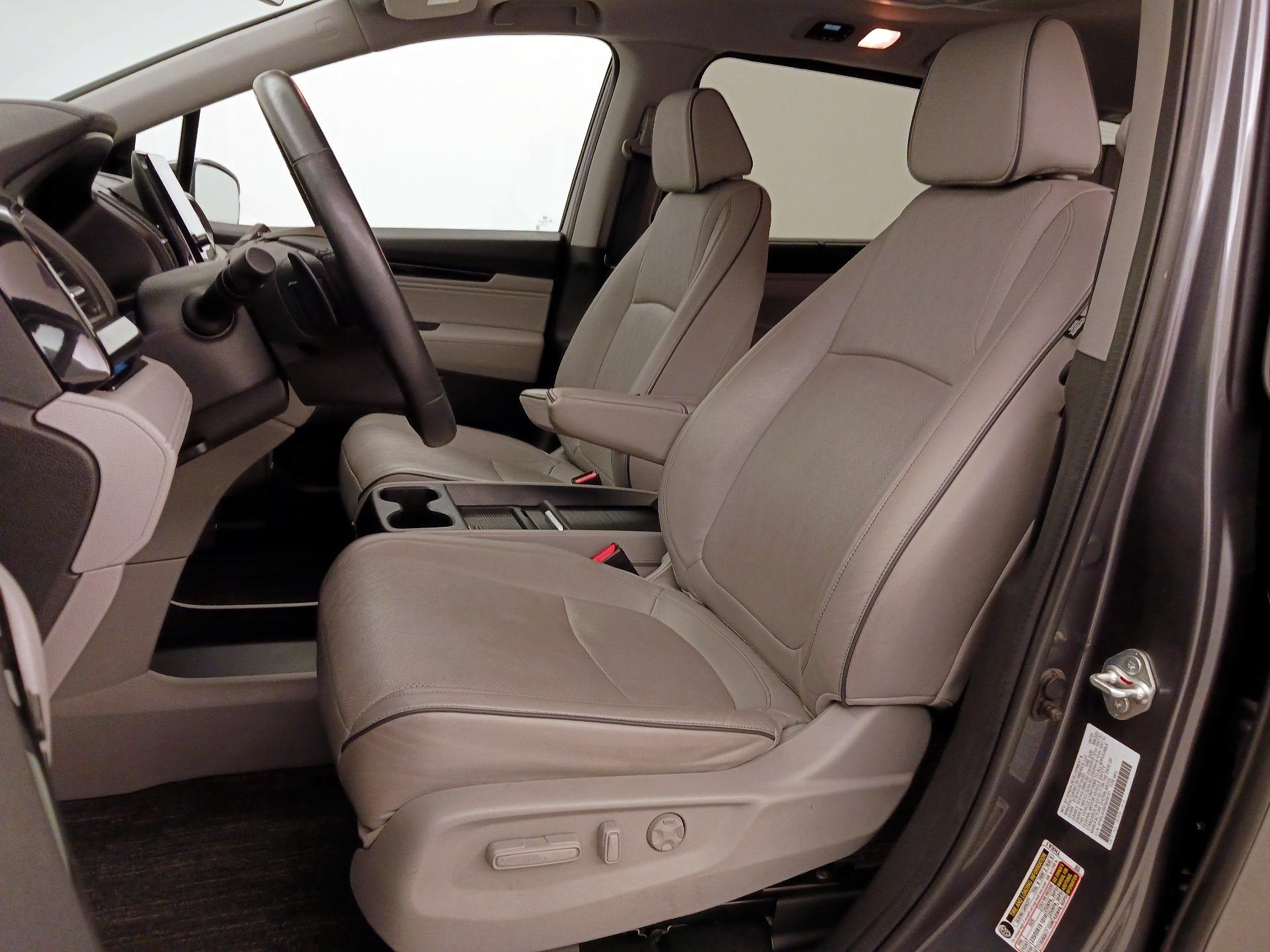 Thumbnail: 2023 Honda Odyssey - 11