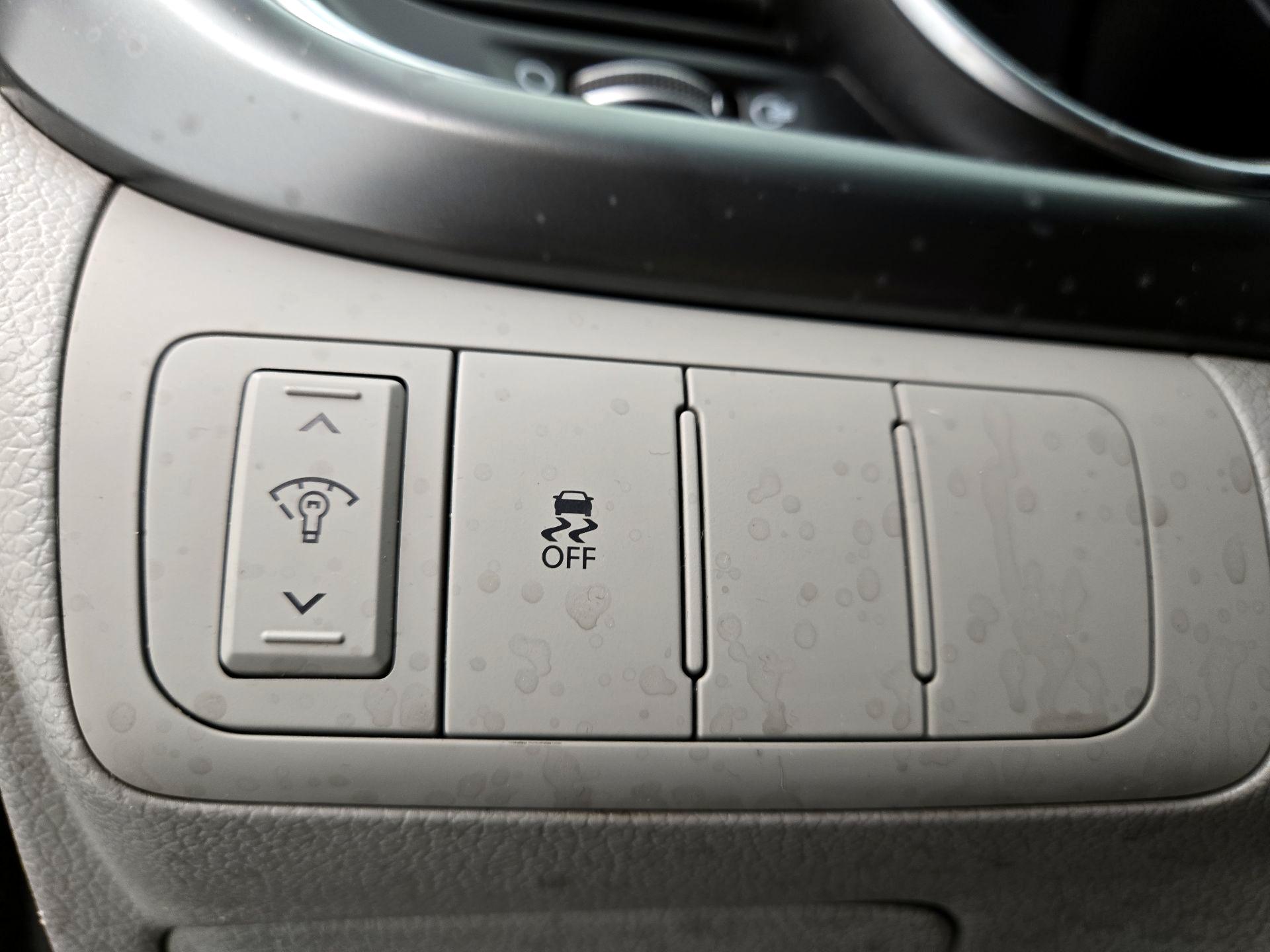 Thumbnail: 2014 Kia Optima - 13