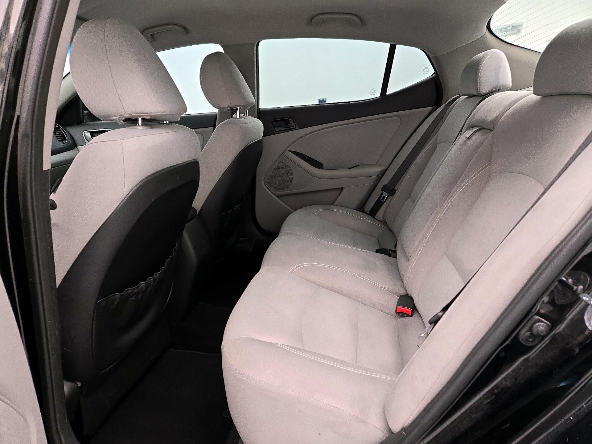 Thumbnail: 2014 Kia Optima - 19