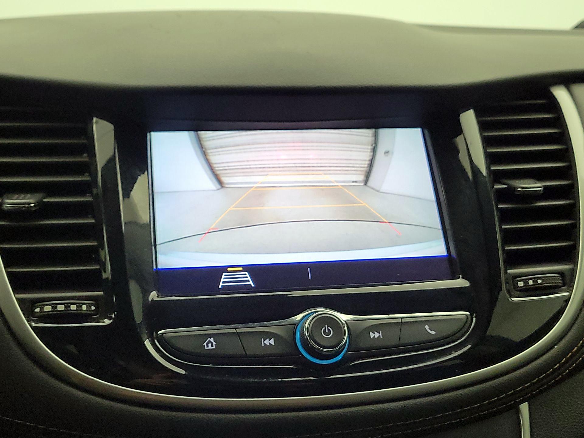 Thumbnail: 2020 Chevrolet Trax - 14