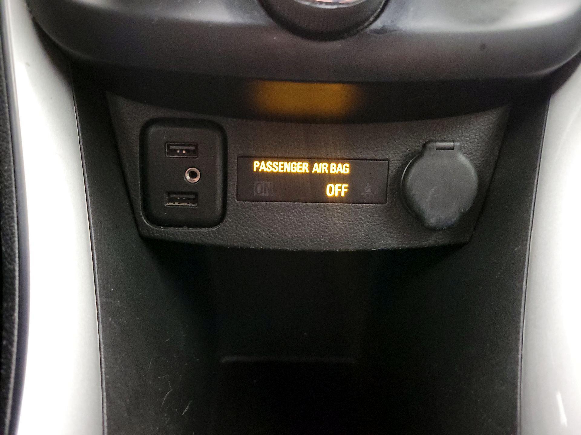 Thumbnail: 2020 Chevrolet Trax - 18