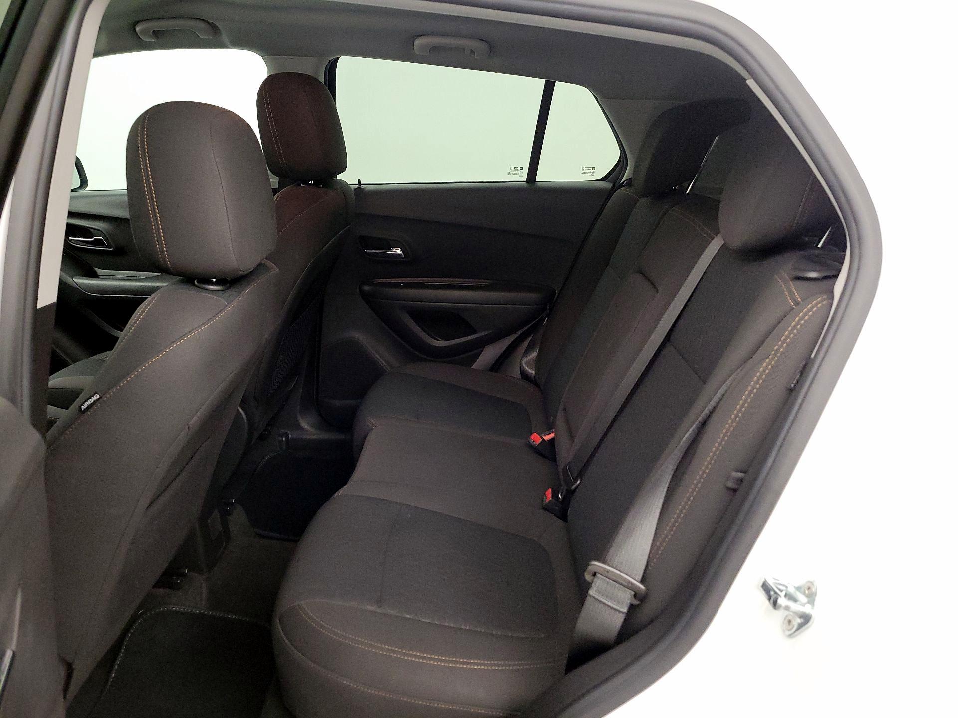 Thumbnail: 2020 Chevrolet Trax - 19