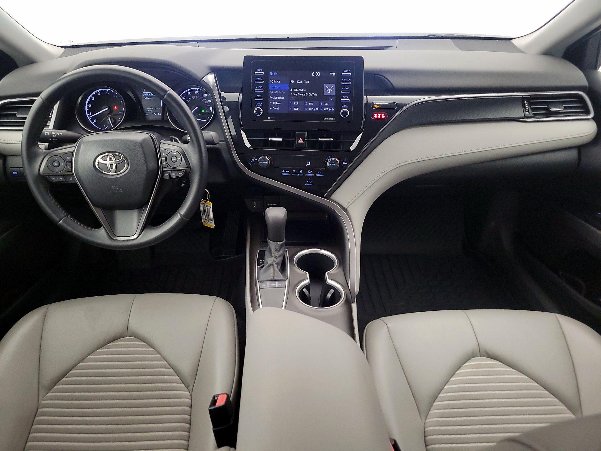 Thumbnail: 2022 Toyota Camry - 9