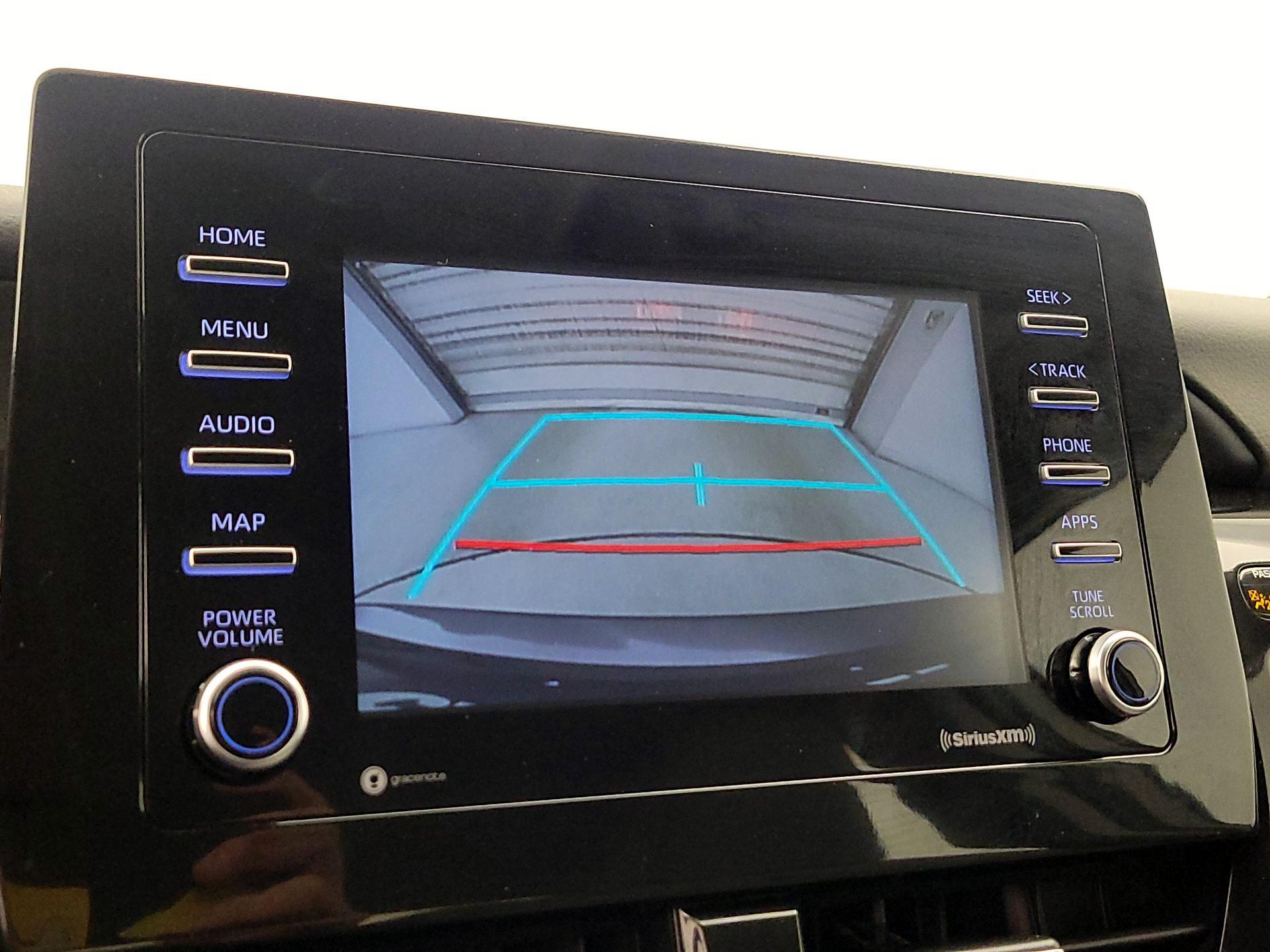 Thumbnail: 2022 Toyota Camry - 14