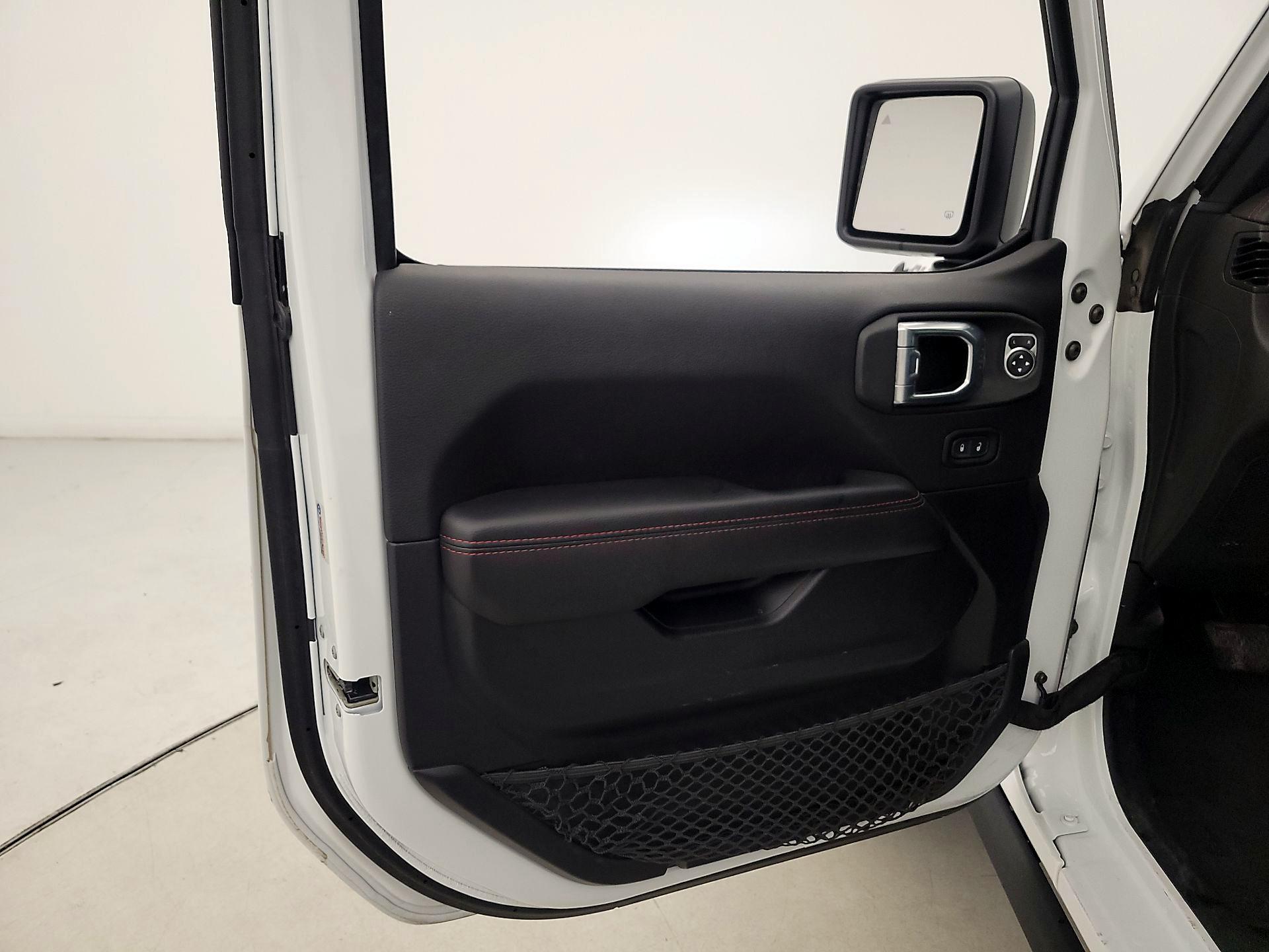 Thumbnail: 2021 Jeep Wrangler - 12