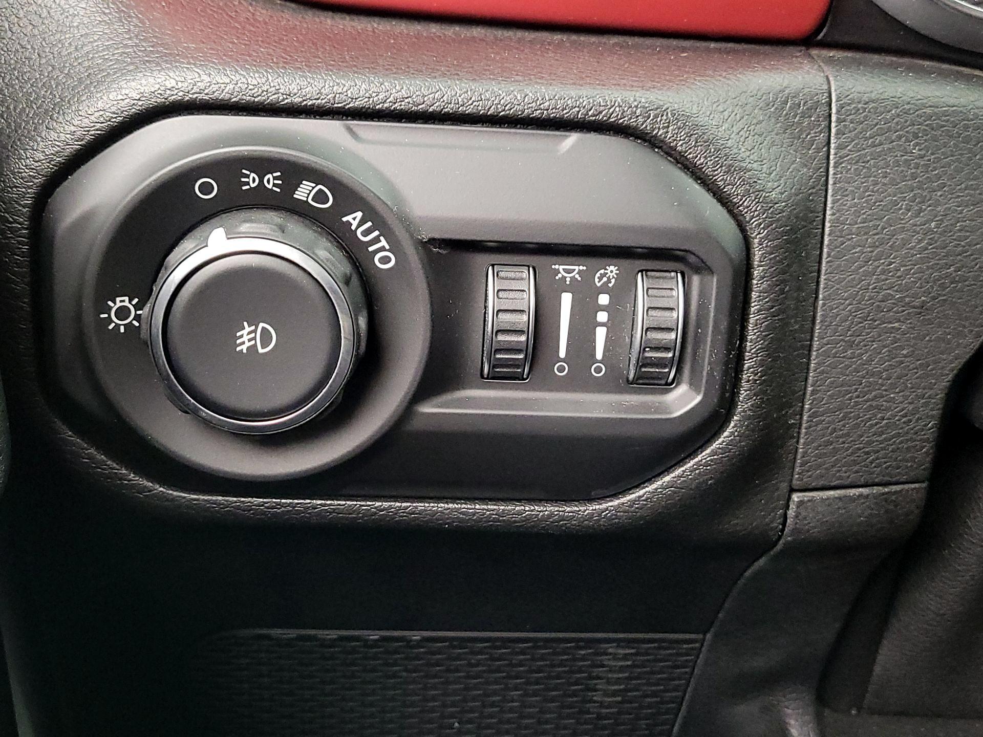 Thumbnail: 2021 Jeep Wrangler - 13