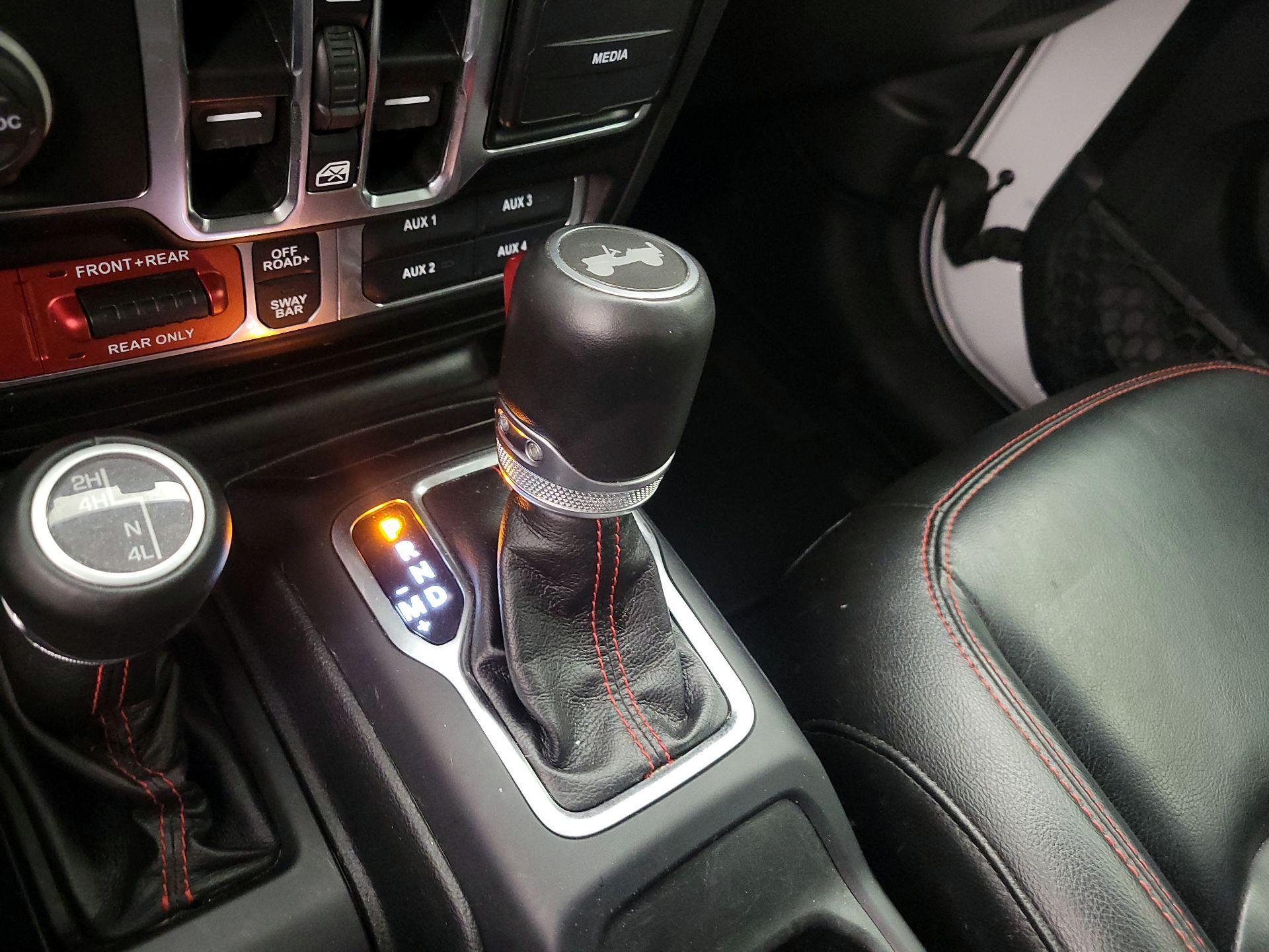 Thumbnail: 2021 Jeep Wrangler - 18