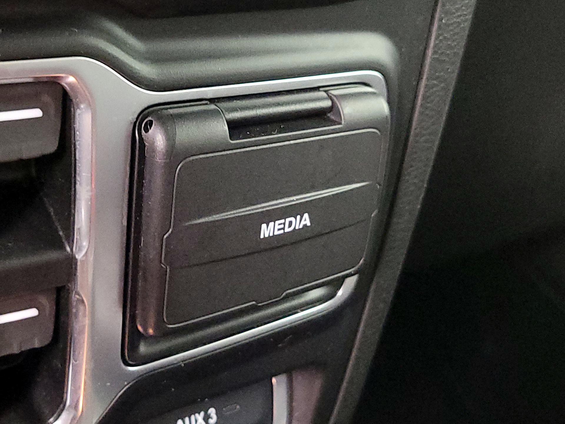 Thumbnail: 2021 Jeep Wrangler - 19