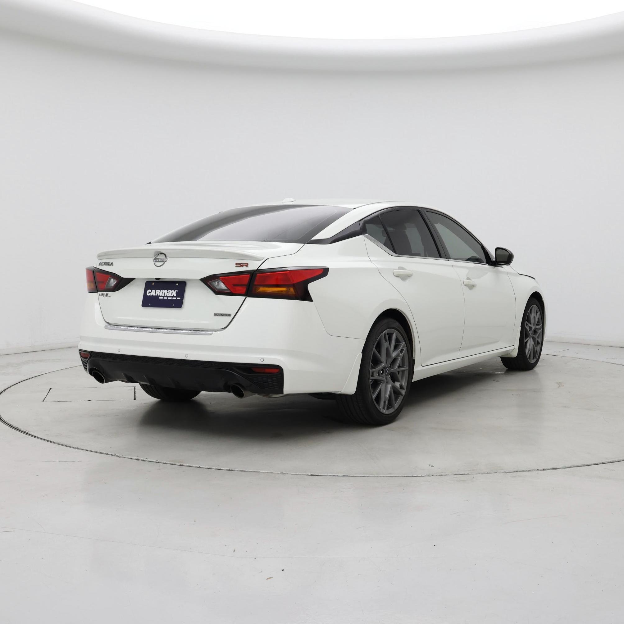 Thumbnail: 2023 Nissan Altima - 8