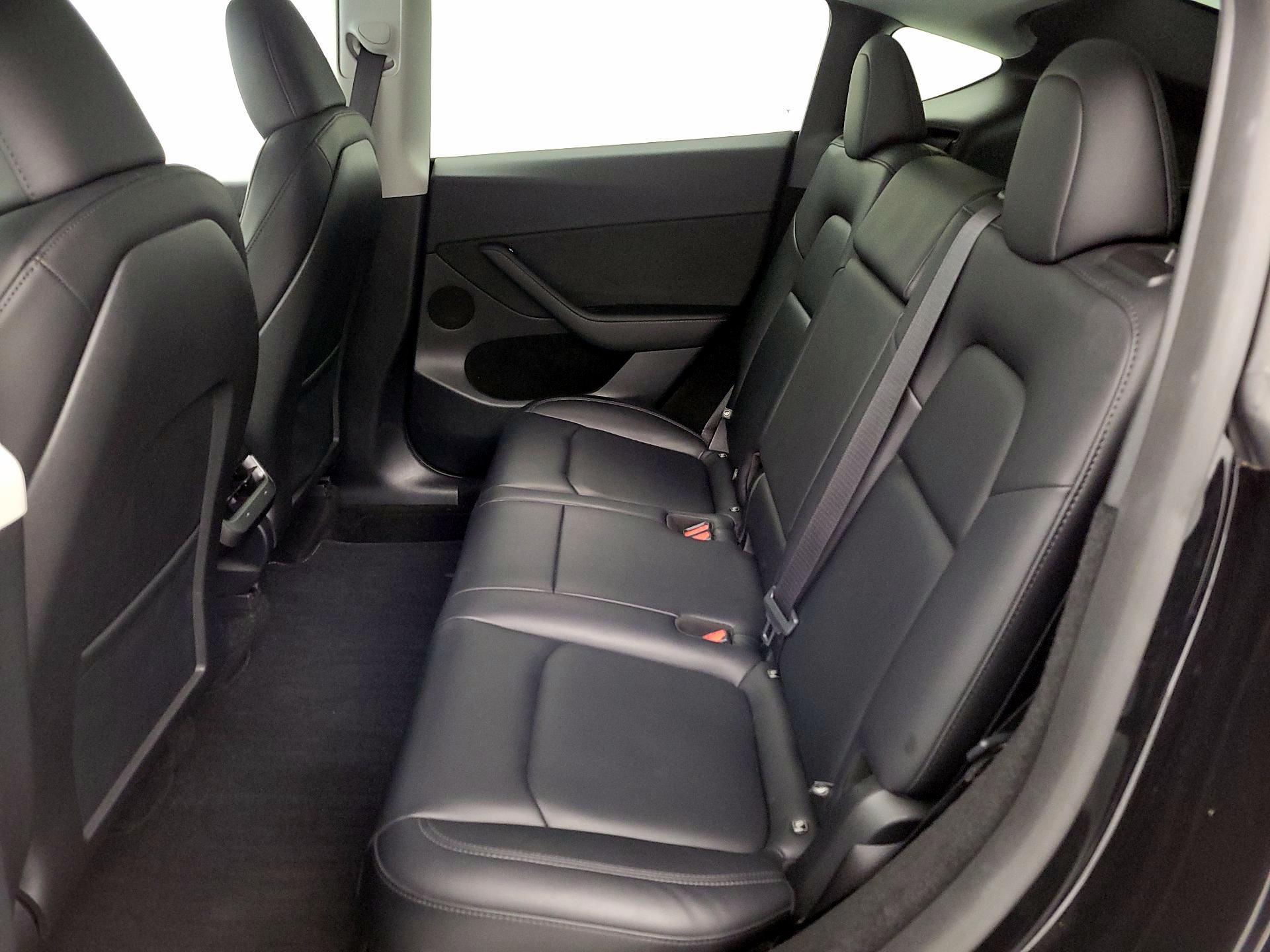 Thumbnail: 2025 Tesla Model Y - 18