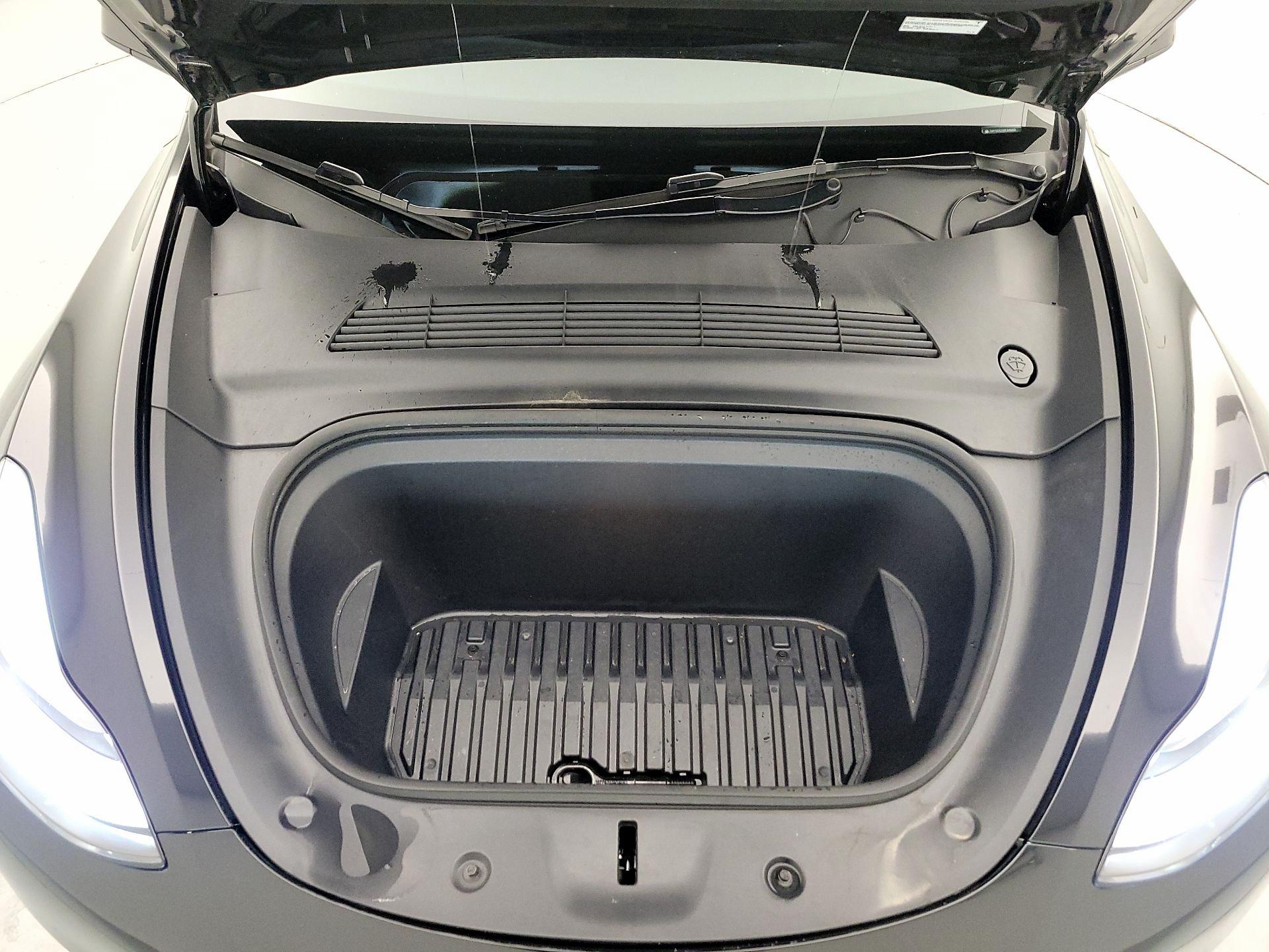 Thumbnail: 2025 Tesla Model Y - 20