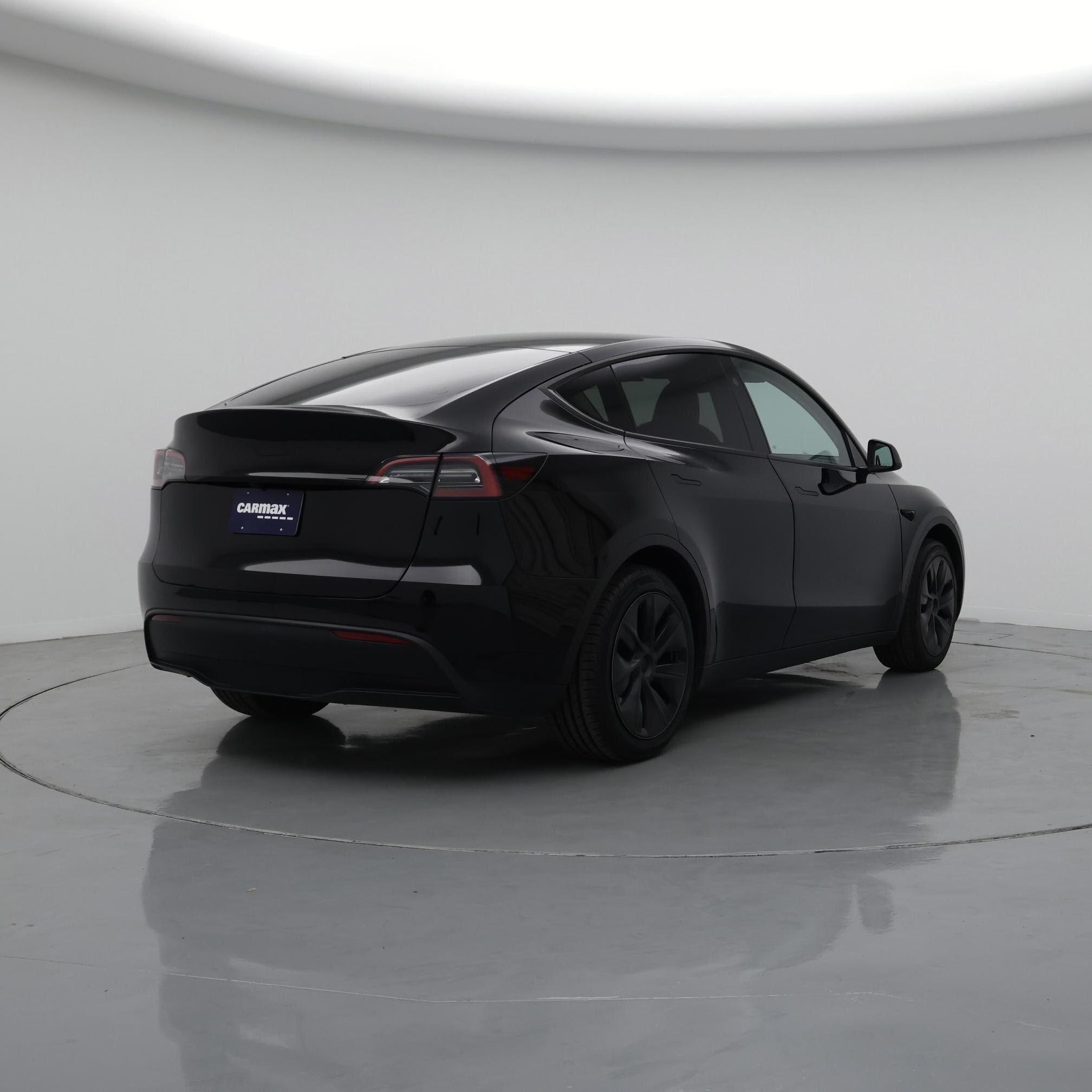 Thumbnail: 2025 Tesla Model Y - 8