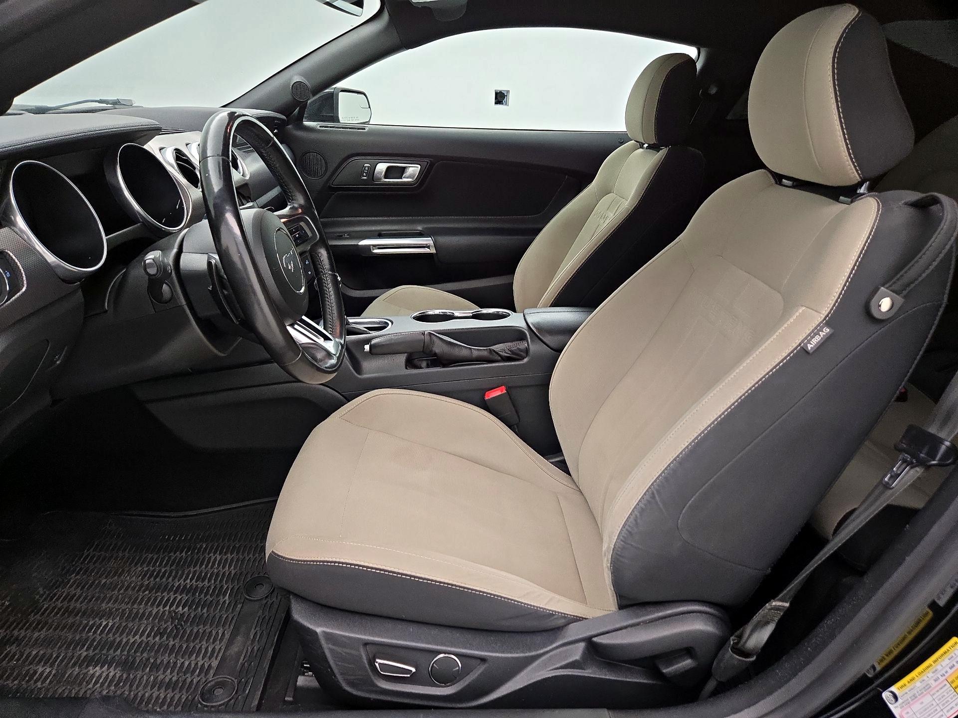 Thumbnail: 2019 Ford Mustang - 11