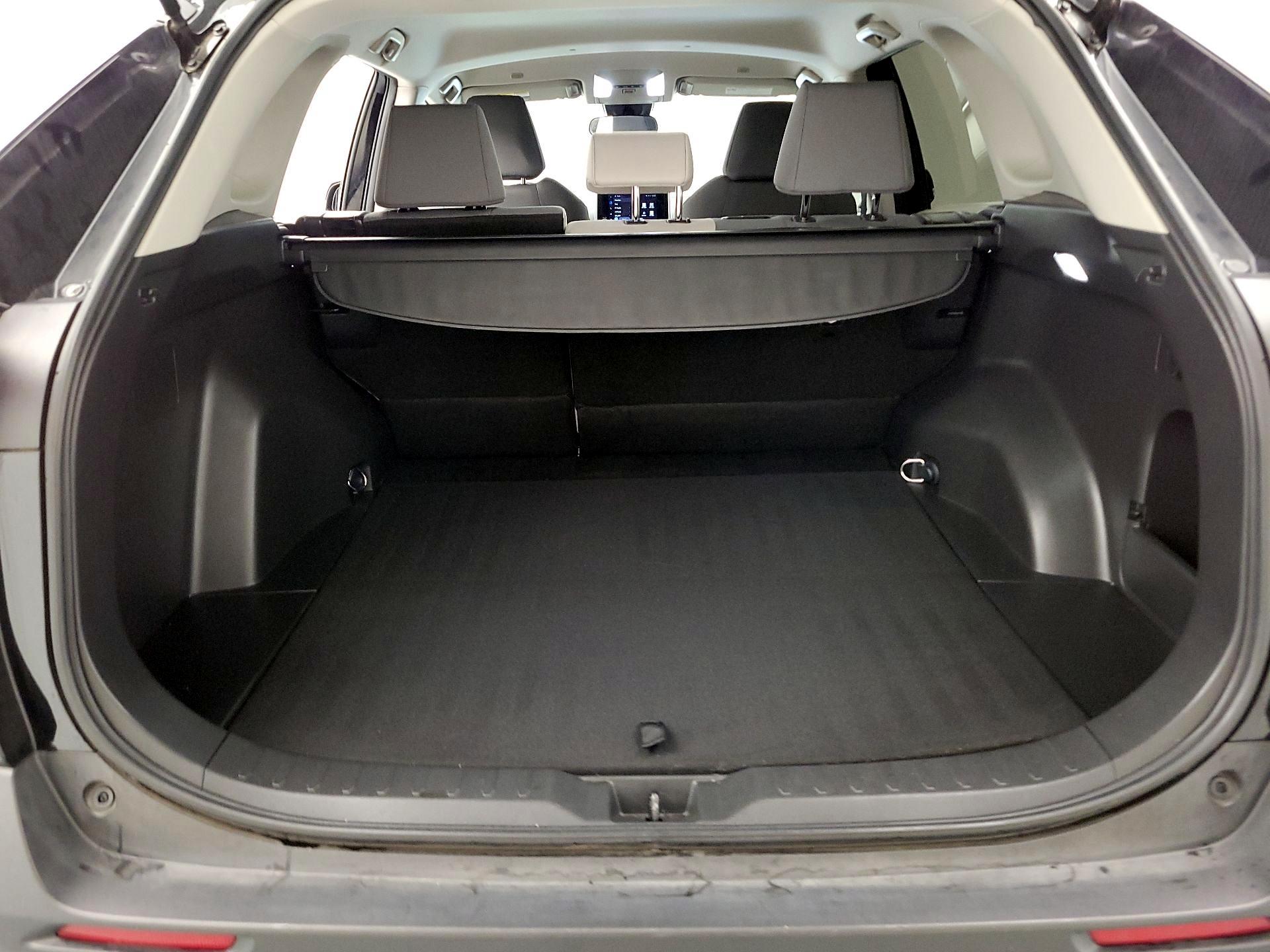 Thumbnail: 2023 Toyota RAV4 - 20