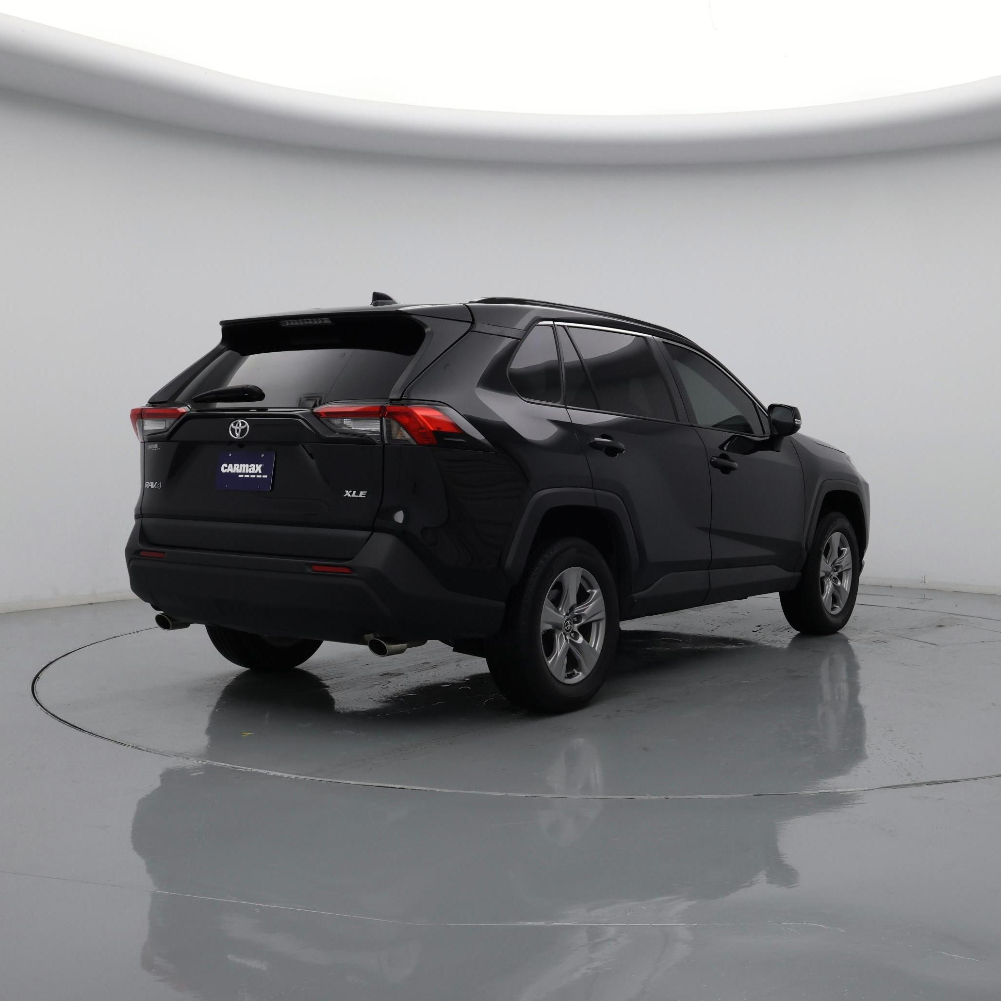 Thumbnail: 2023 Toyota RAV4 - 8