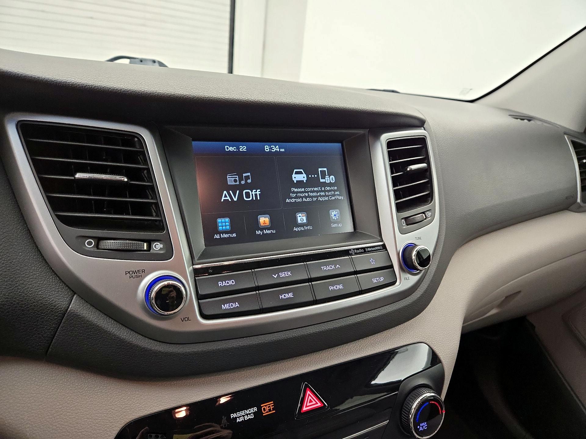 Thumbnail: 2018 Hyundai Tucson - 15