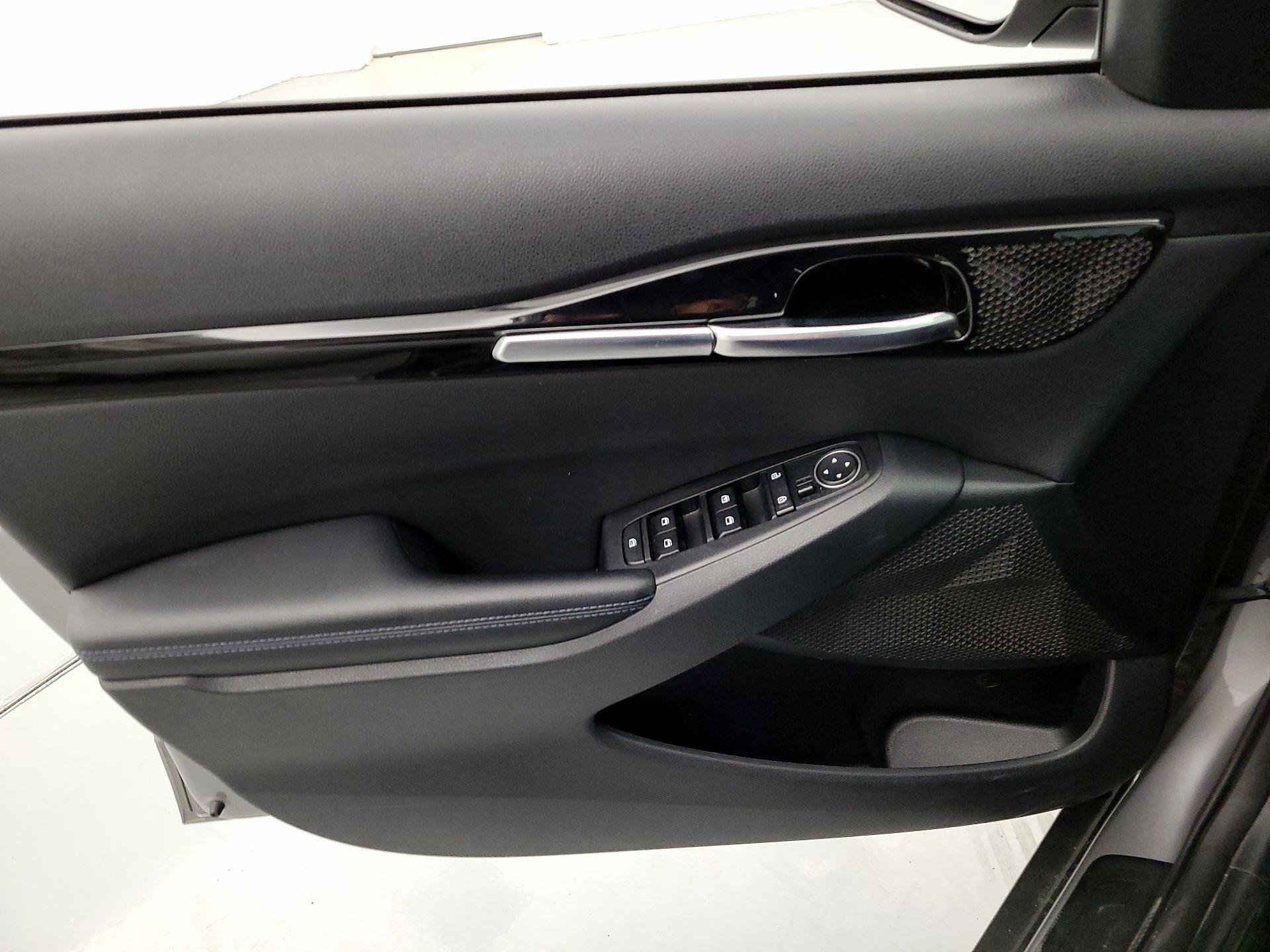 Thumbnail: 2022 Kia Seltos - 12