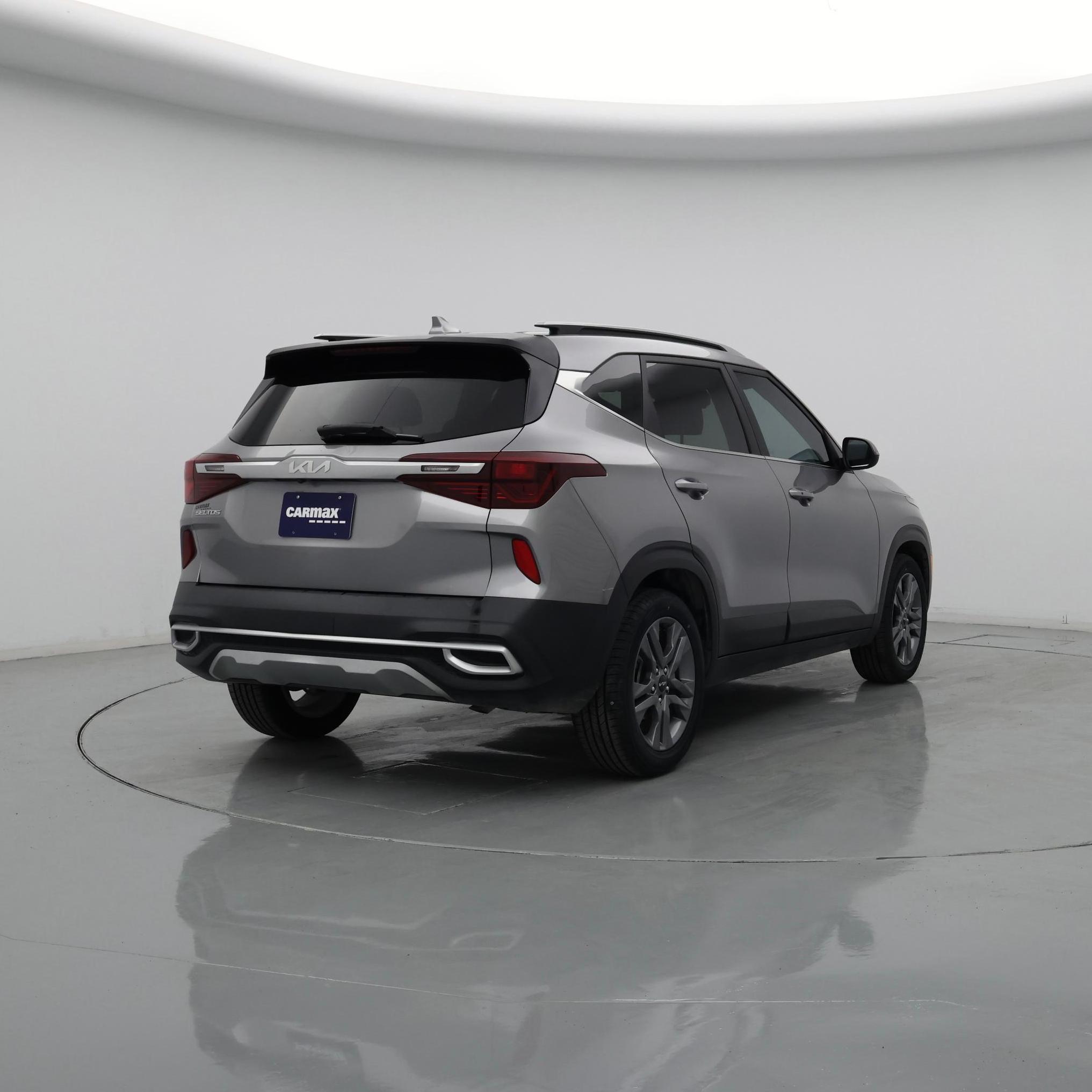 Thumbnail: 2022 Kia Seltos - 8