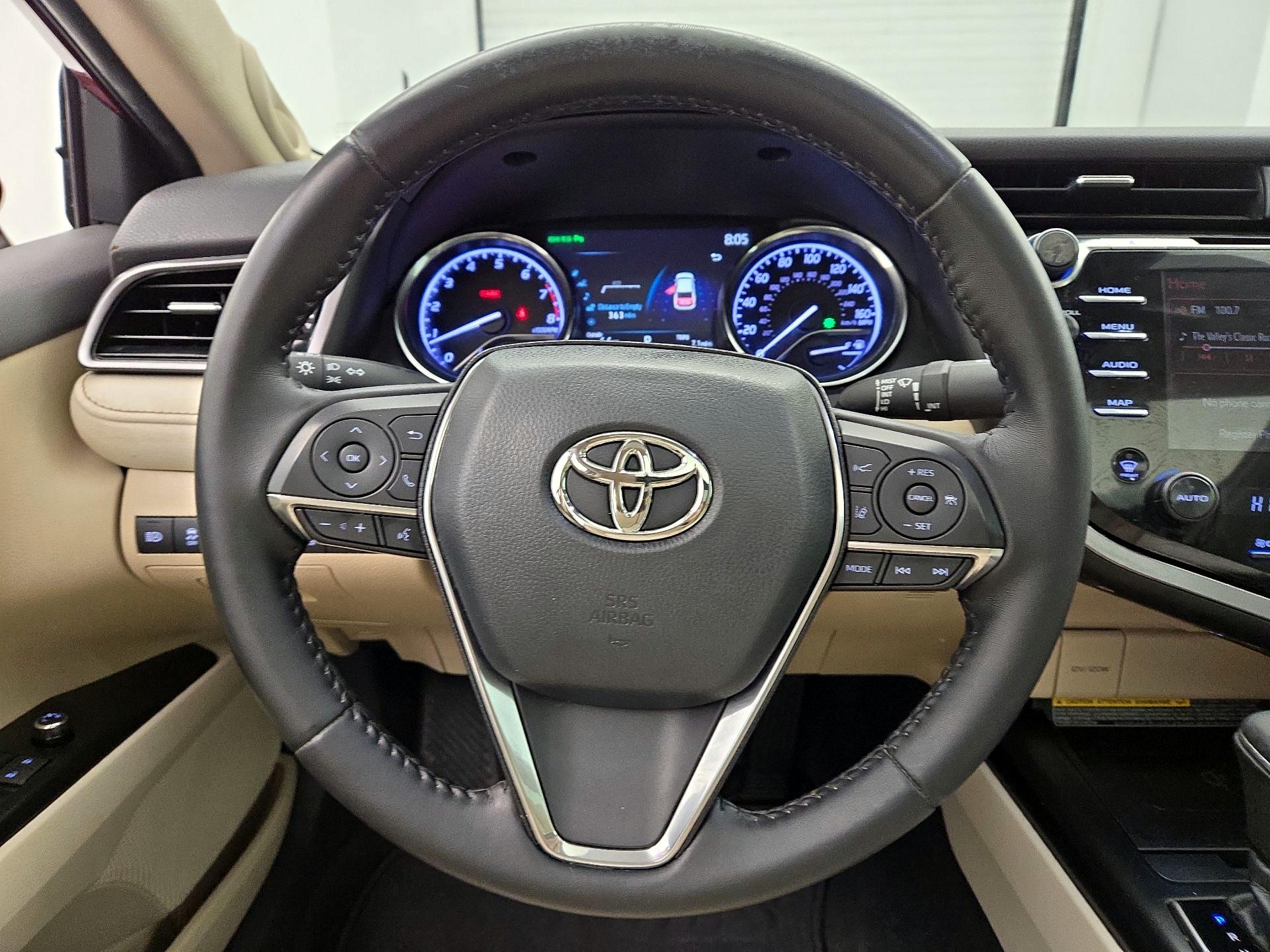Thumbnail: 2019 Toyota Camry - 10
