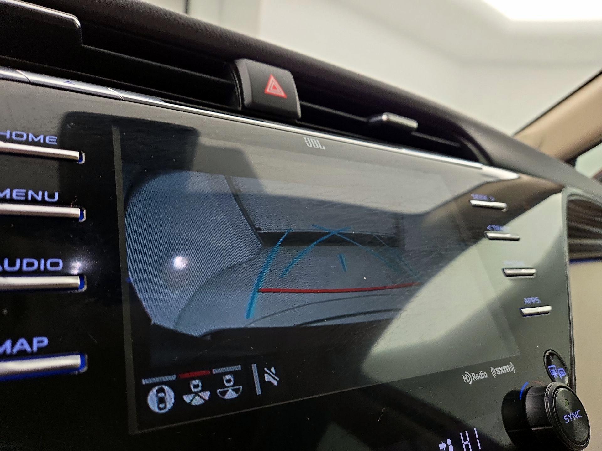 Thumbnail: 2019 Toyota Camry - 15