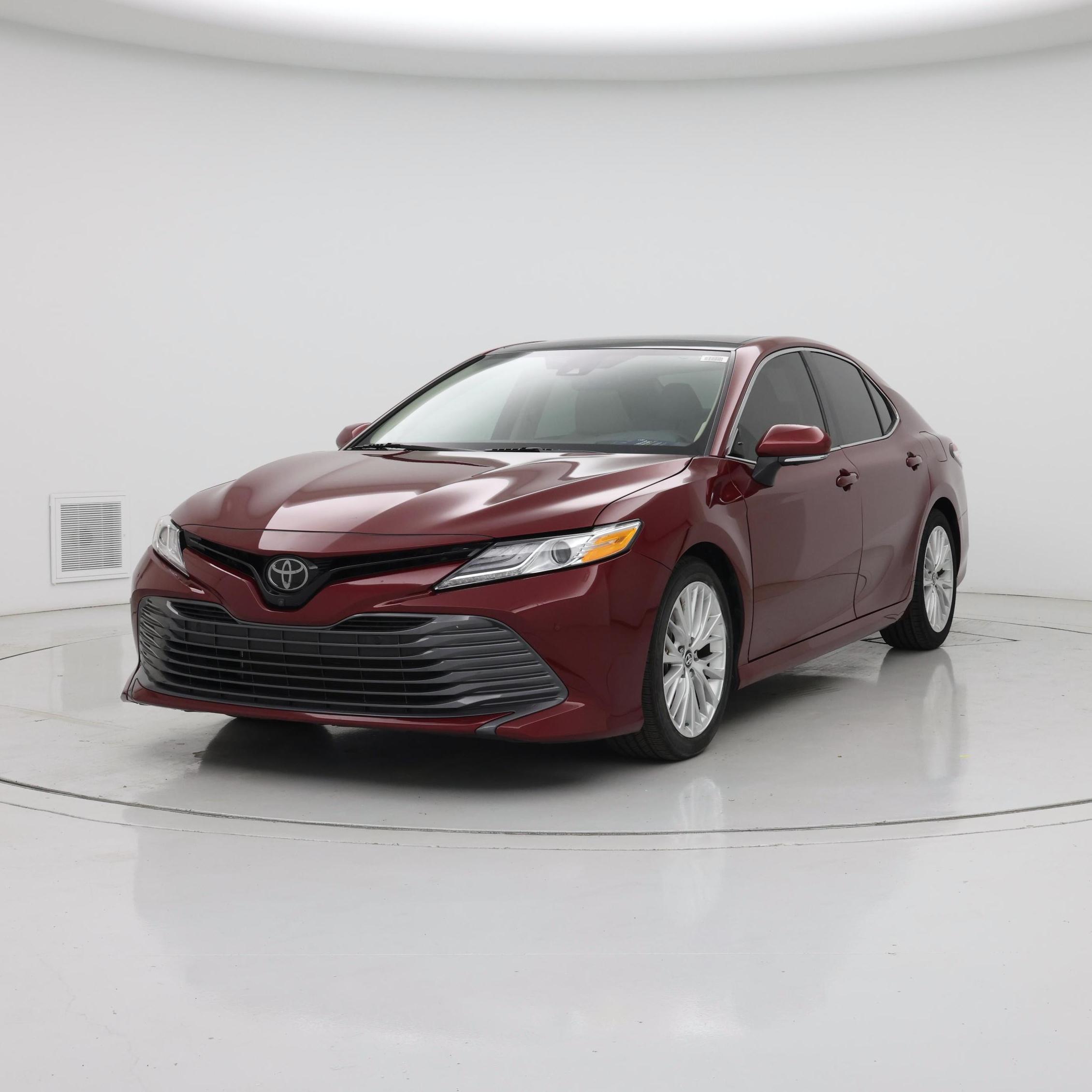 Thumbnail: 2019 Toyota Camry - 4
