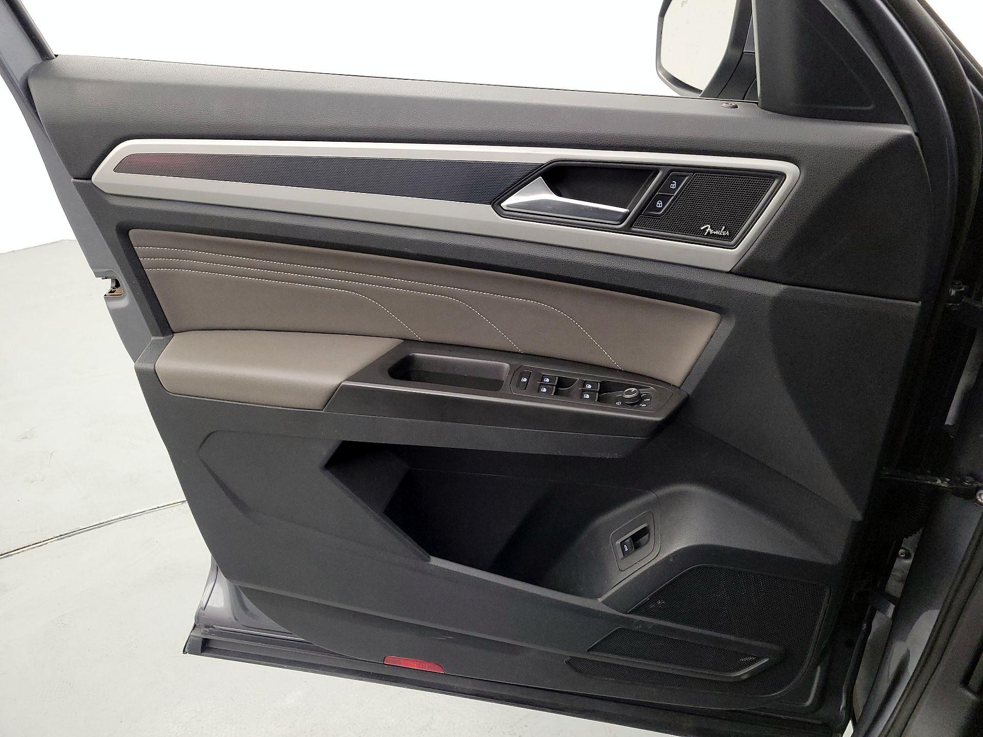 Thumbnail: 2023 Volkswagen Atlas - 12