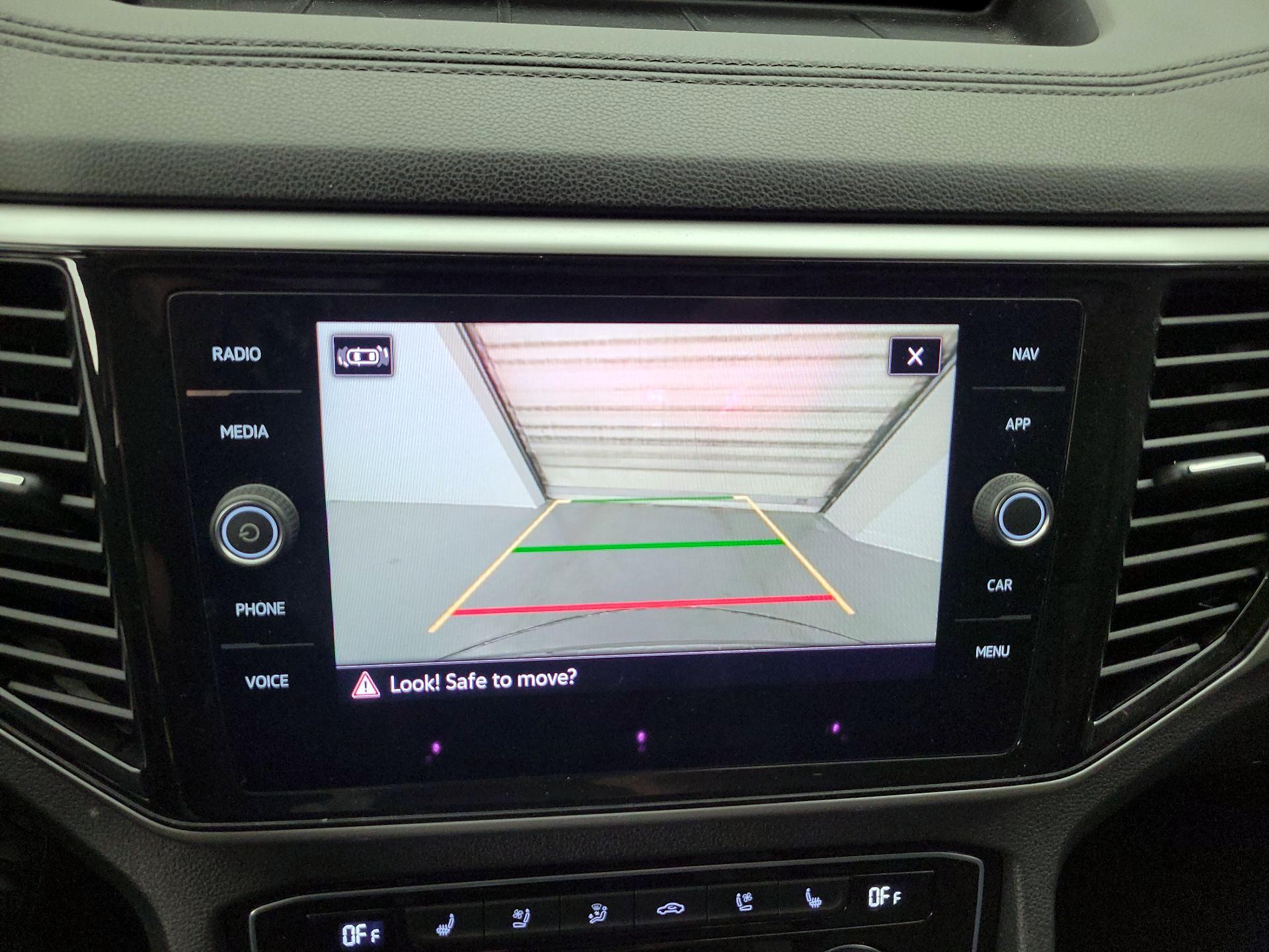 Thumbnail: 2023 Volkswagen Atlas - 15