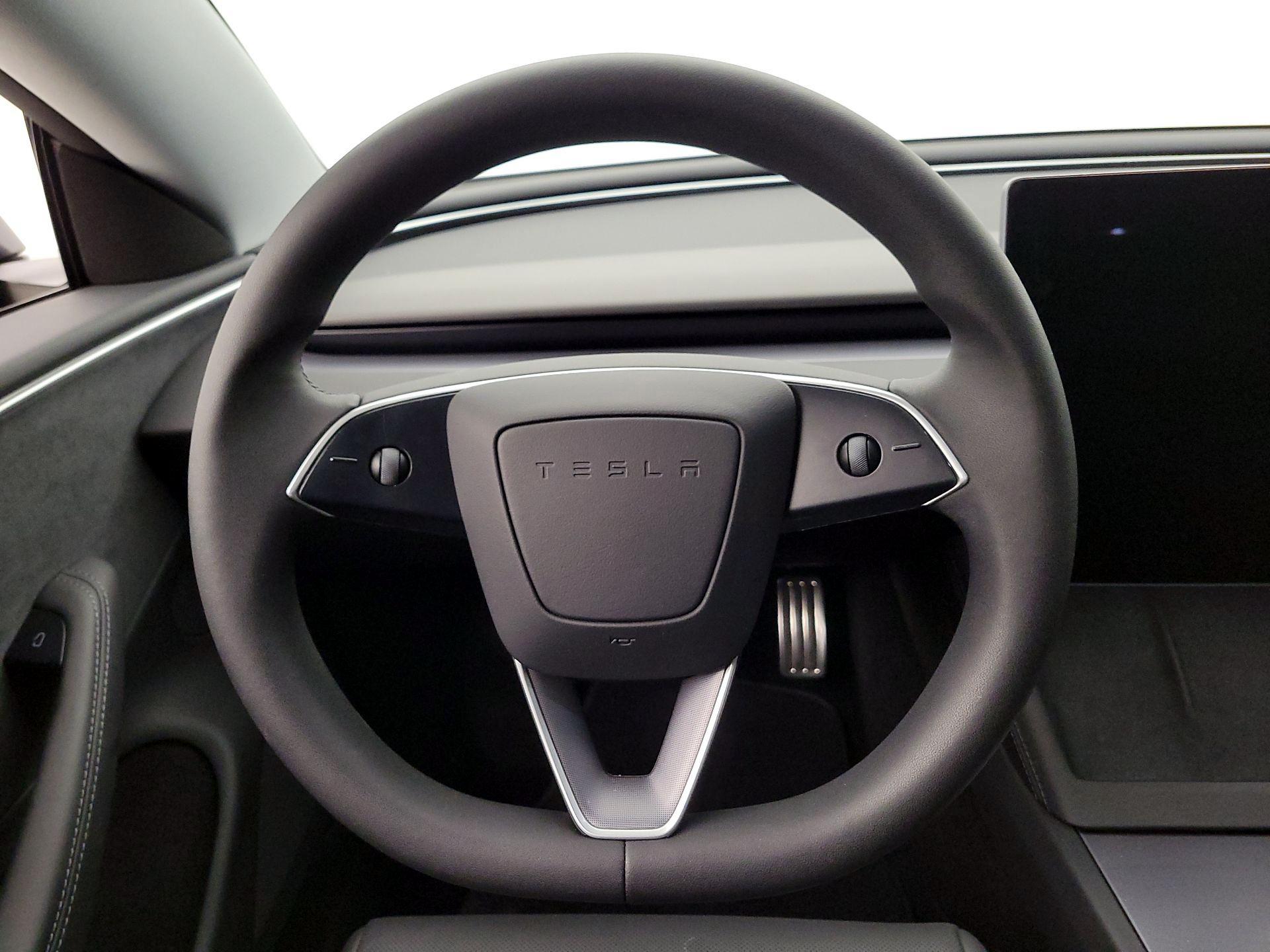 Thumbnail: 2025 Tesla Model 3 - 10