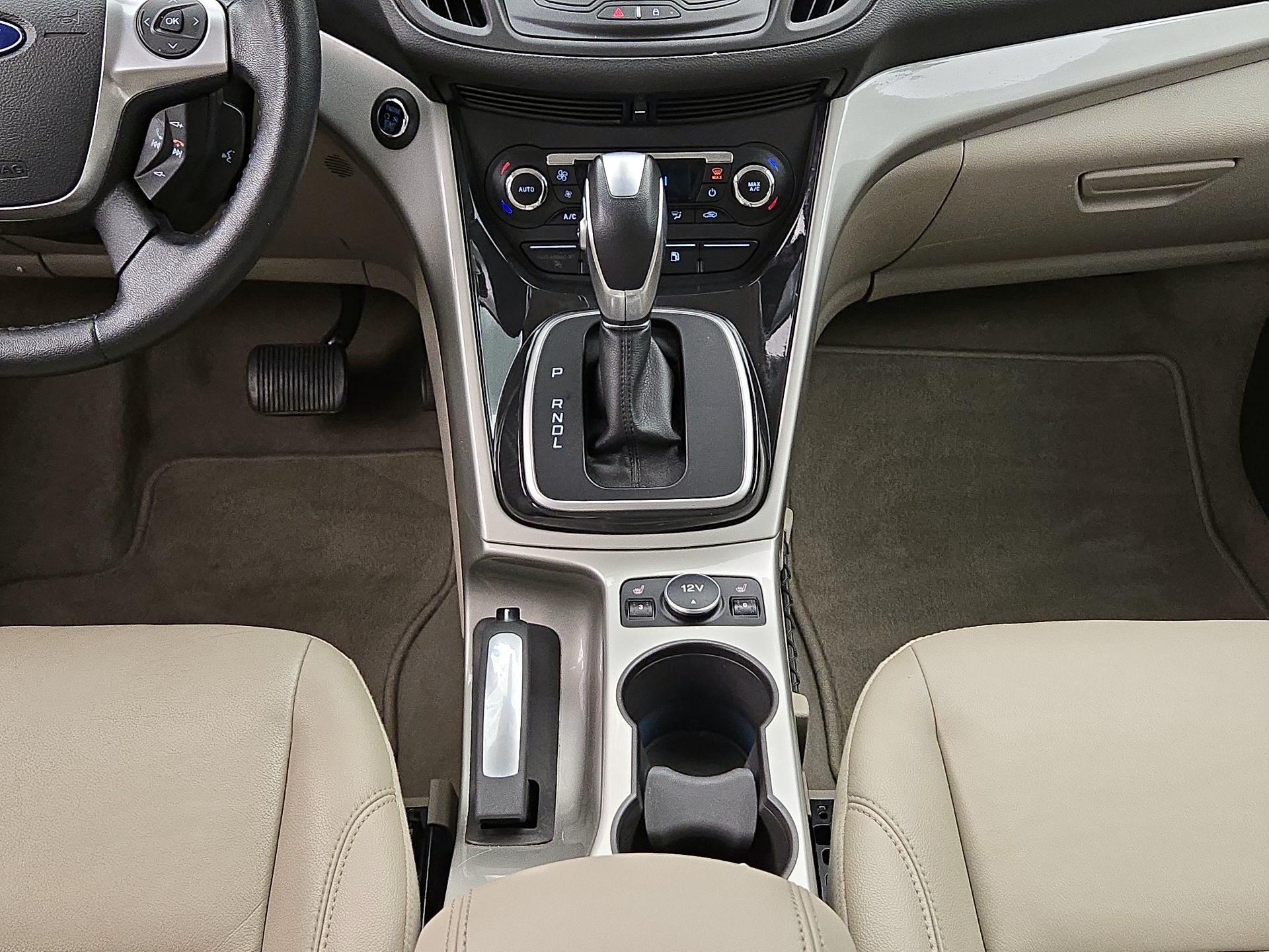 Thumbnail: 2015 Ford C-Max - 16