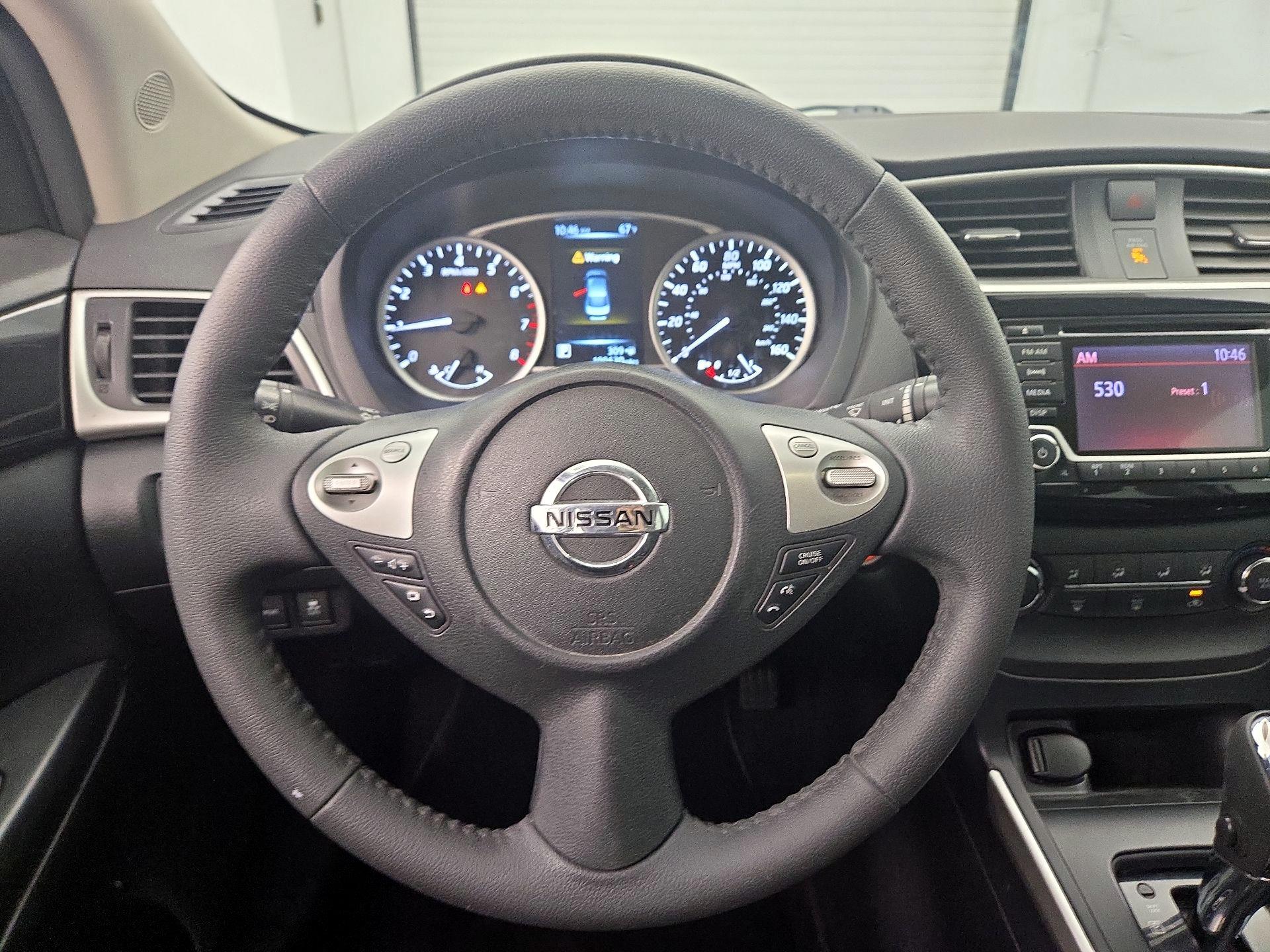 Thumbnail: 2017 Nissan Sentra - 10