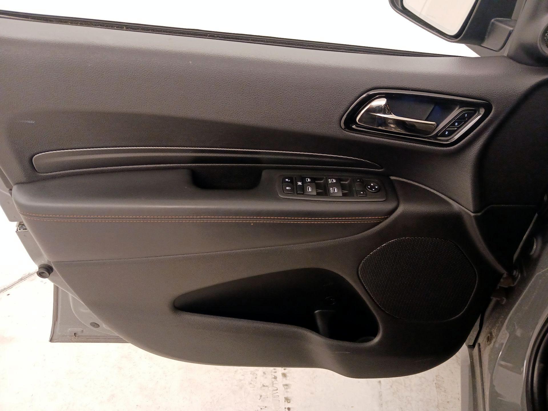 Thumbnail: 2021 Dodge Durango - 12