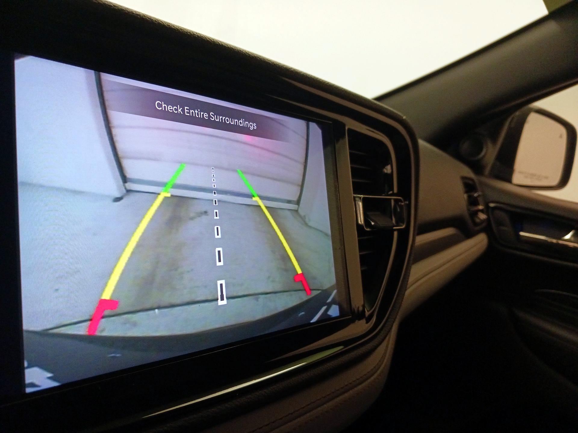 Thumbnail: 2021 Dodge Durango - 15