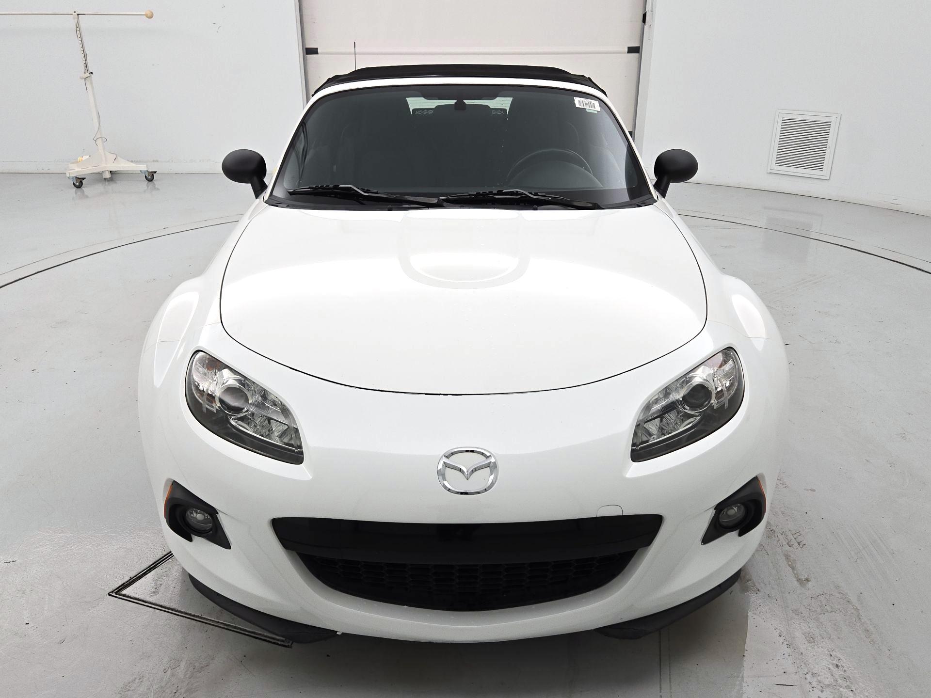 Thumbnail: 2015 Mazda MX-5 Miata - 2