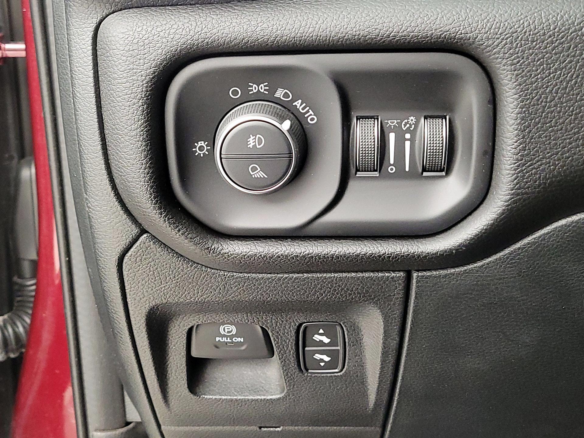 Thumbnail: 2022 RAM 1500 - 13