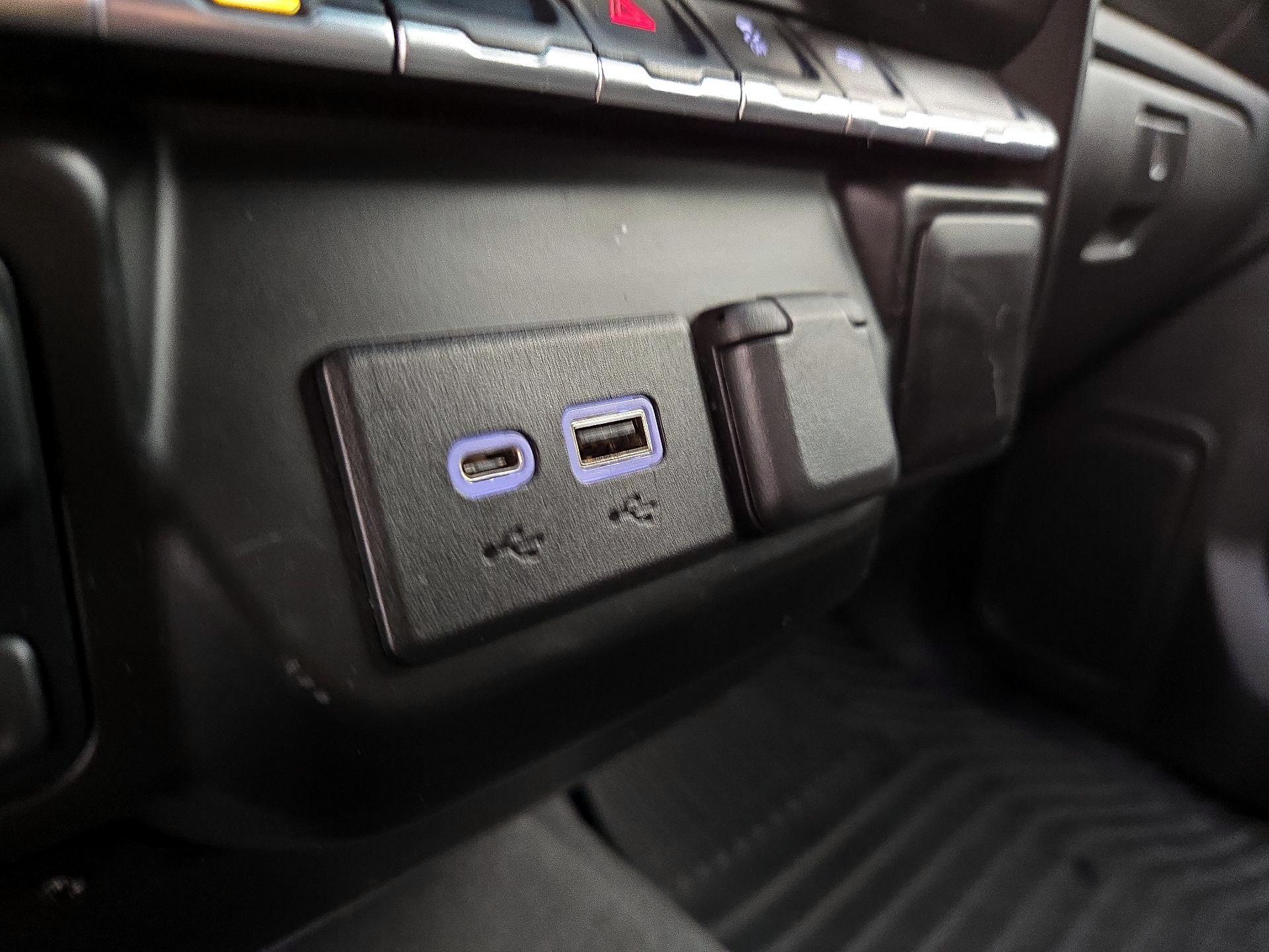 Thumbnail: 2022 Chevrolet Silverado 1500 - 18