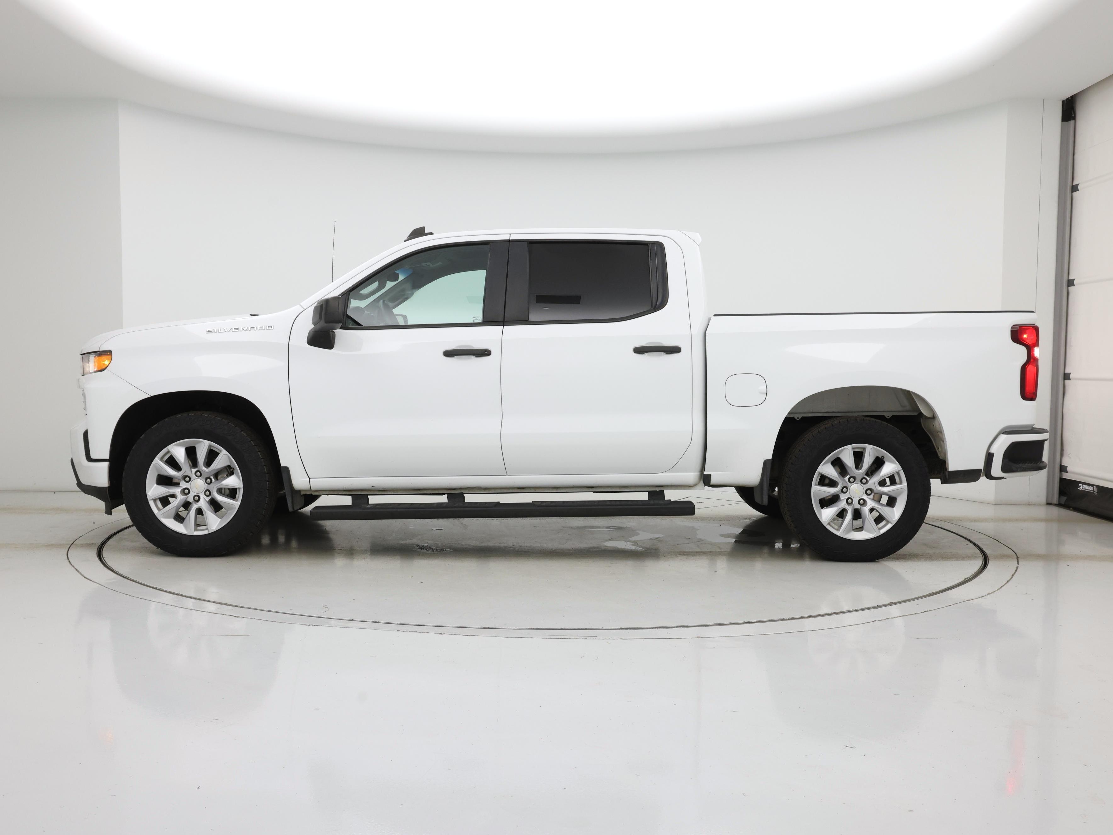 Thumbnail: 2022 Chevrolet Silverado 1500 - 3